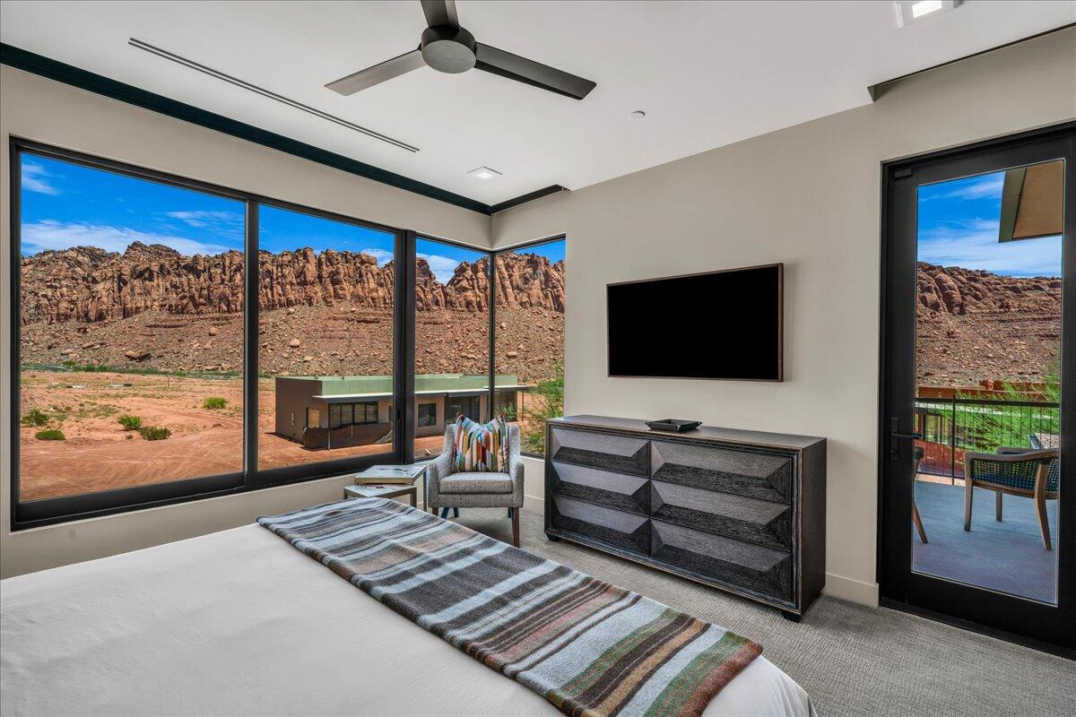 SENTIERRE PADRE CANYON - Residential