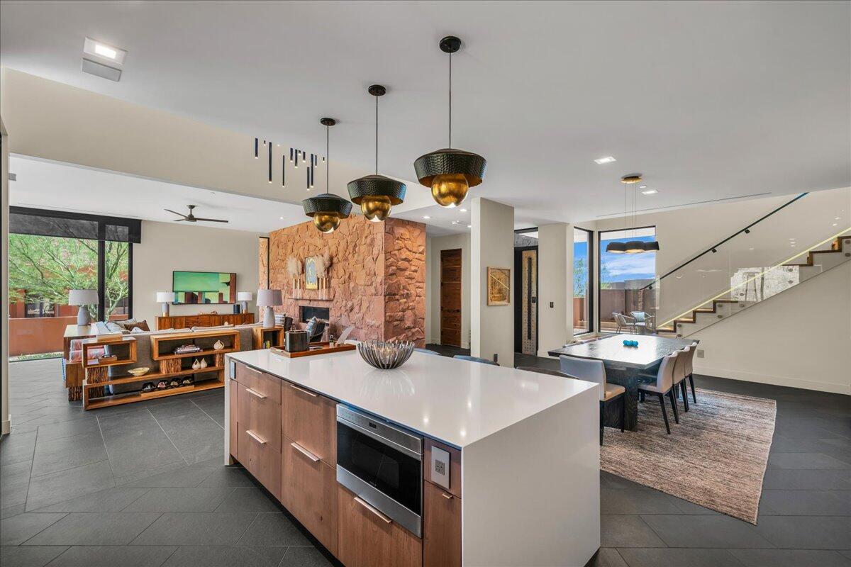 SENTIERRE PADRE CANYON - Residential