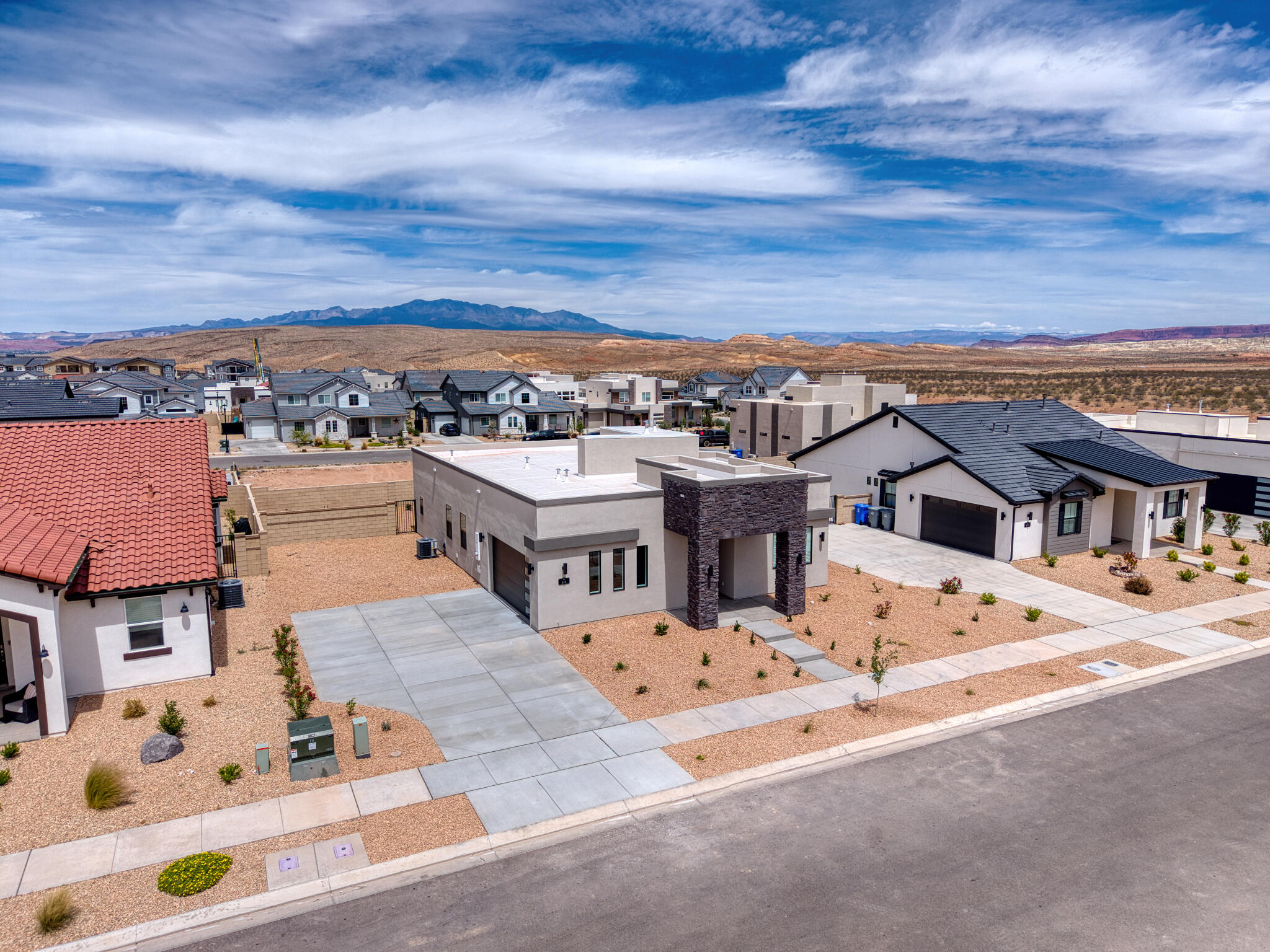 DESERT COLOR SAGE HAVEN - Residential