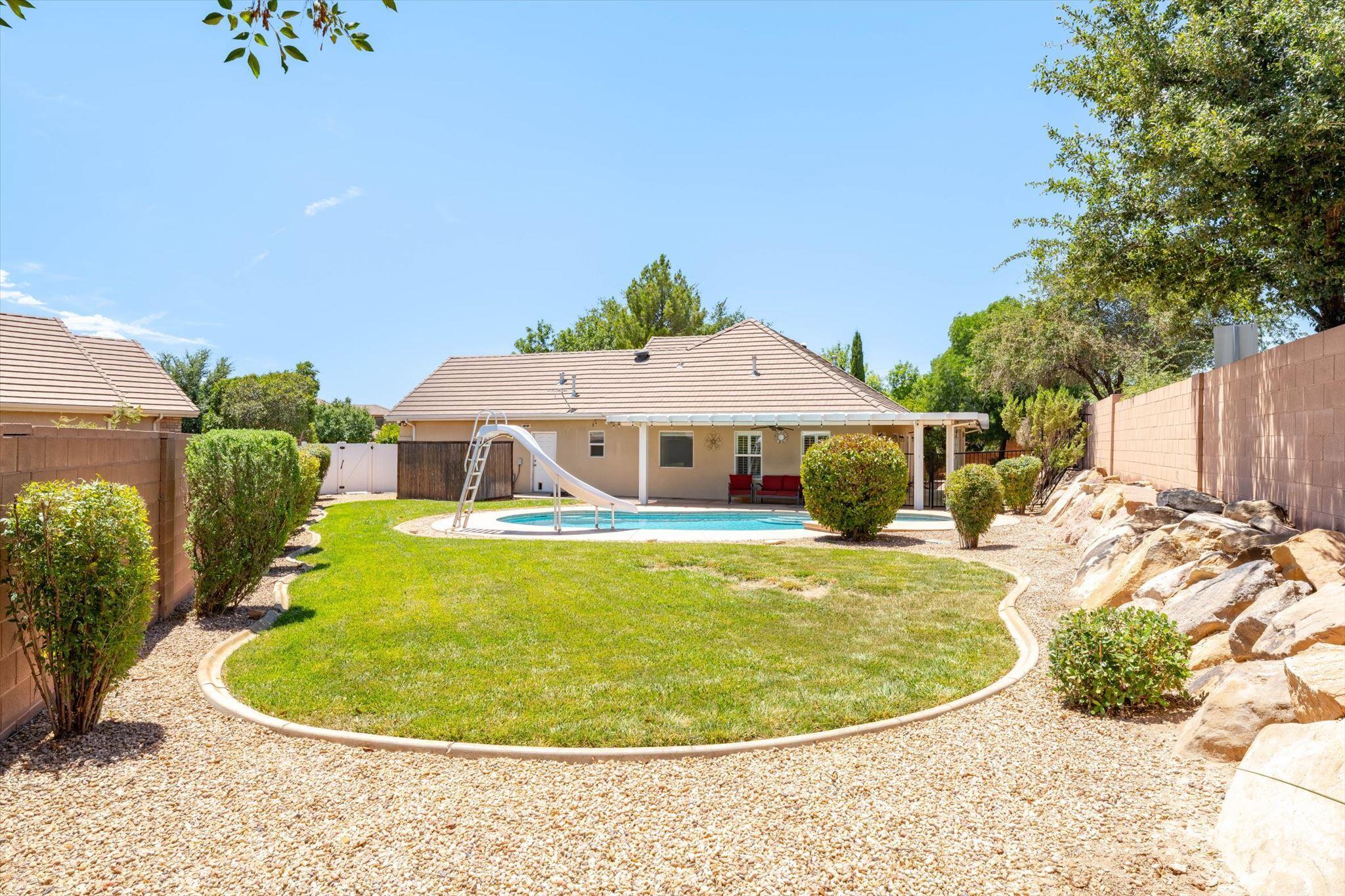 COUNTRYSIDE - Residential