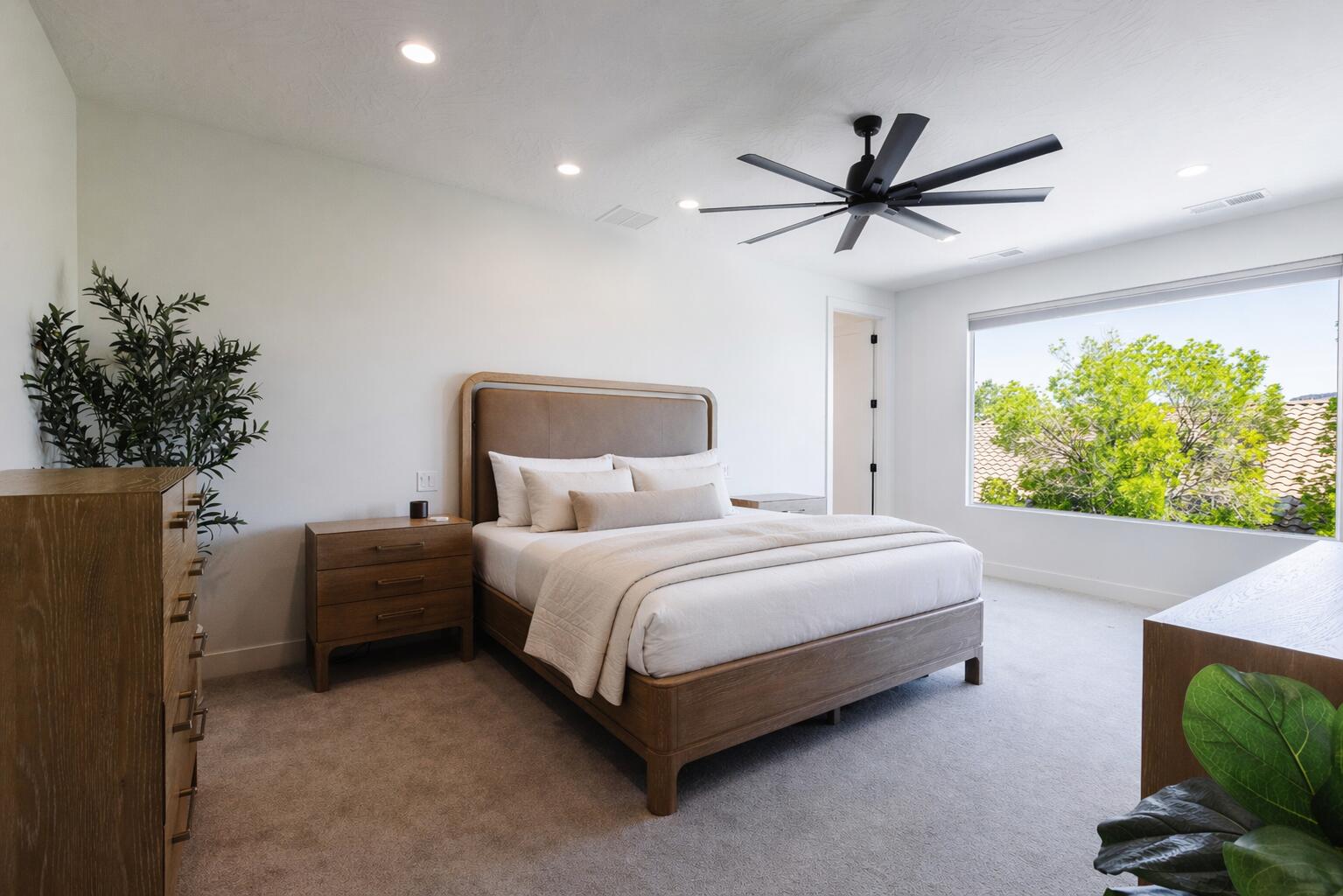 TONAQUINT TERRACE - Residential