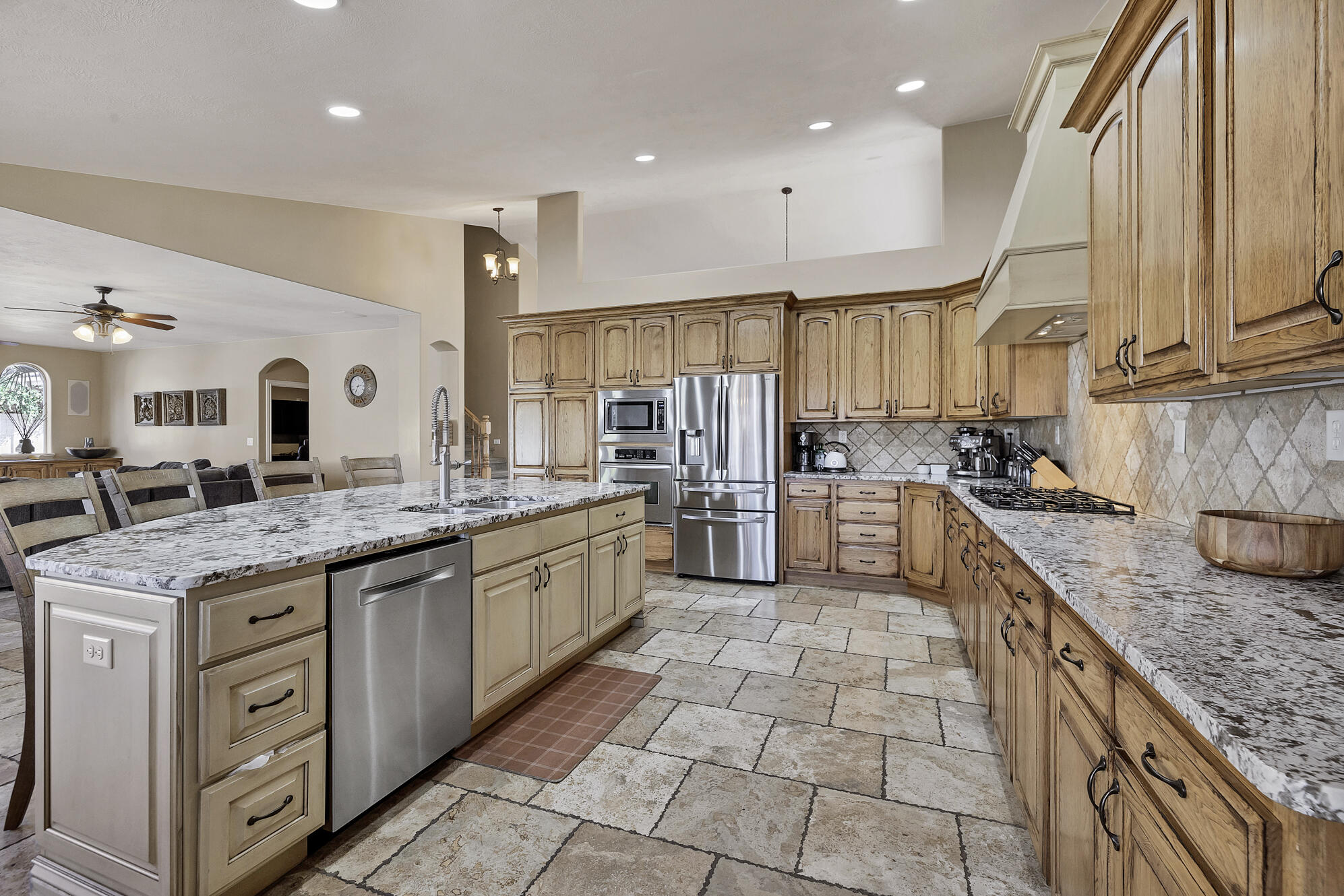 RIVER FRONT ESTATES - Residential