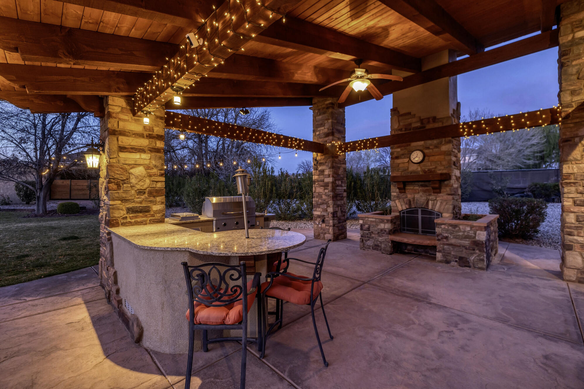 RIVER FRONT ESTATES - Residential