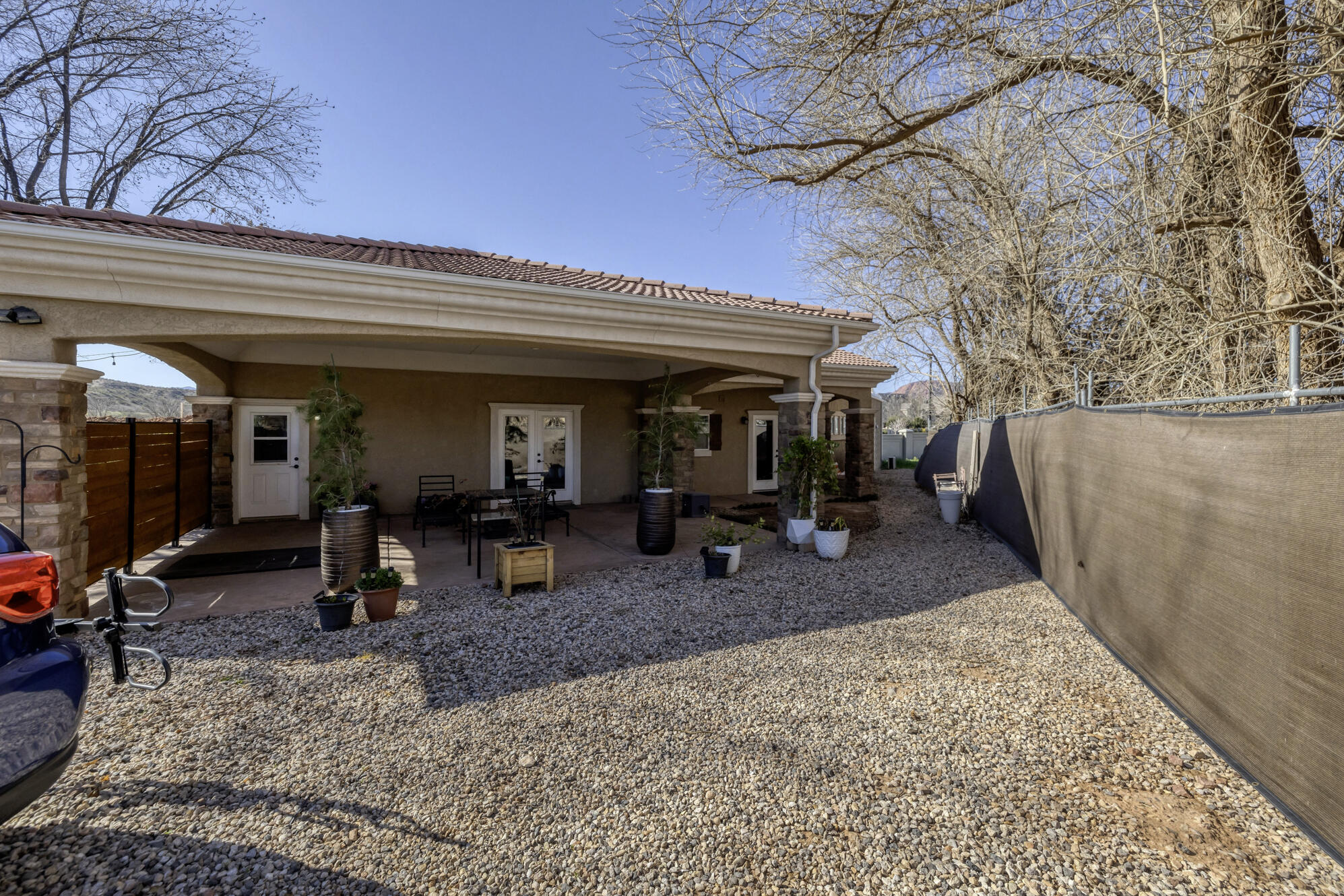 RIVER FRONT ESTATES - Residential