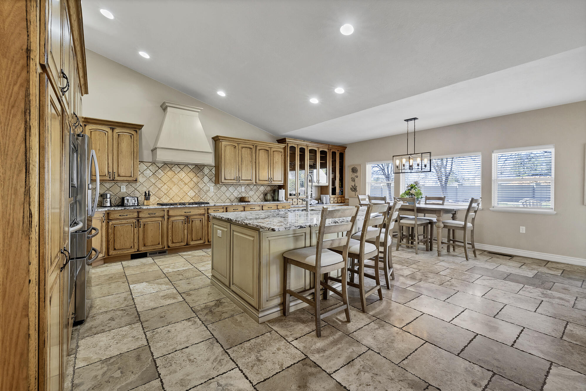 RIVER FRONT ESTATES - Residential