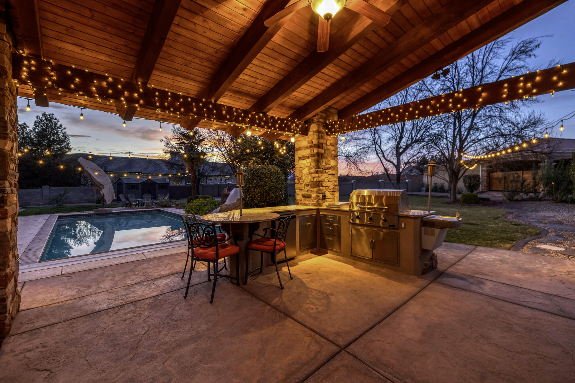 RIVER FRONT ESTATES - Residential