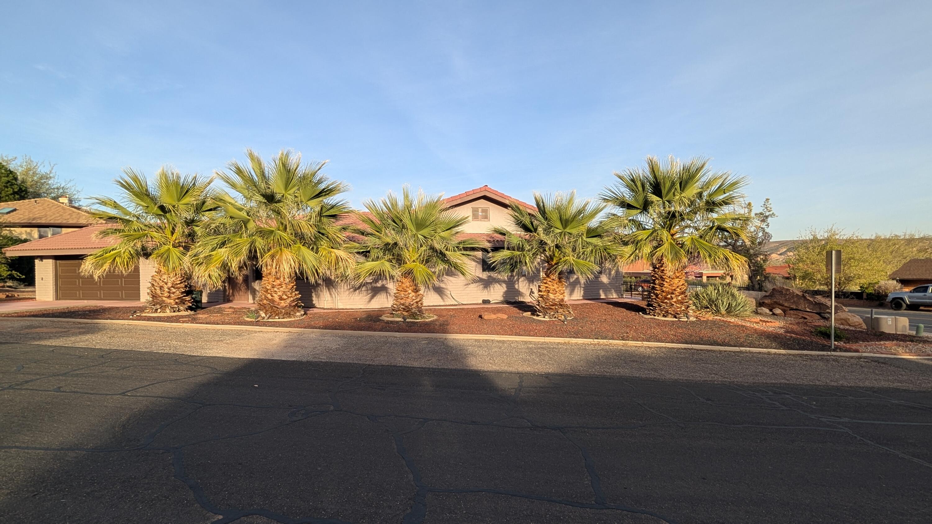 BLOOMINGTON COUNTRY CLUB - Residential