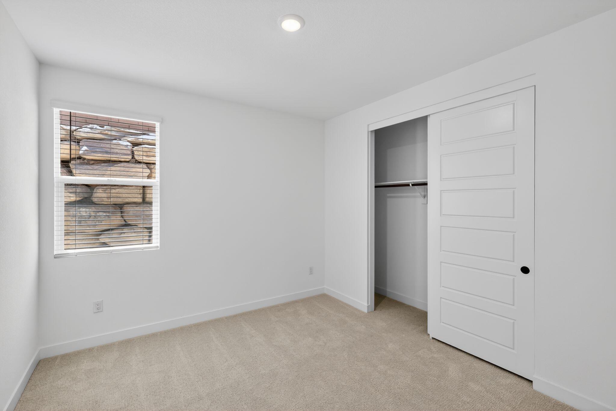CECITA CREST AT DIVARIO - Residential