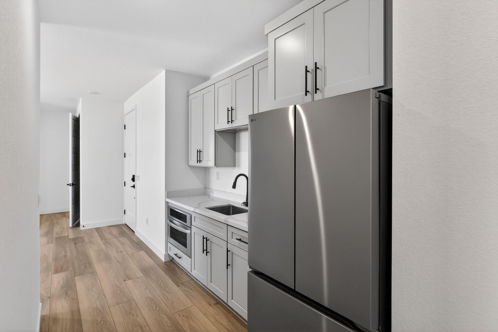 CECITA CREST AT DIVARIO - Residential