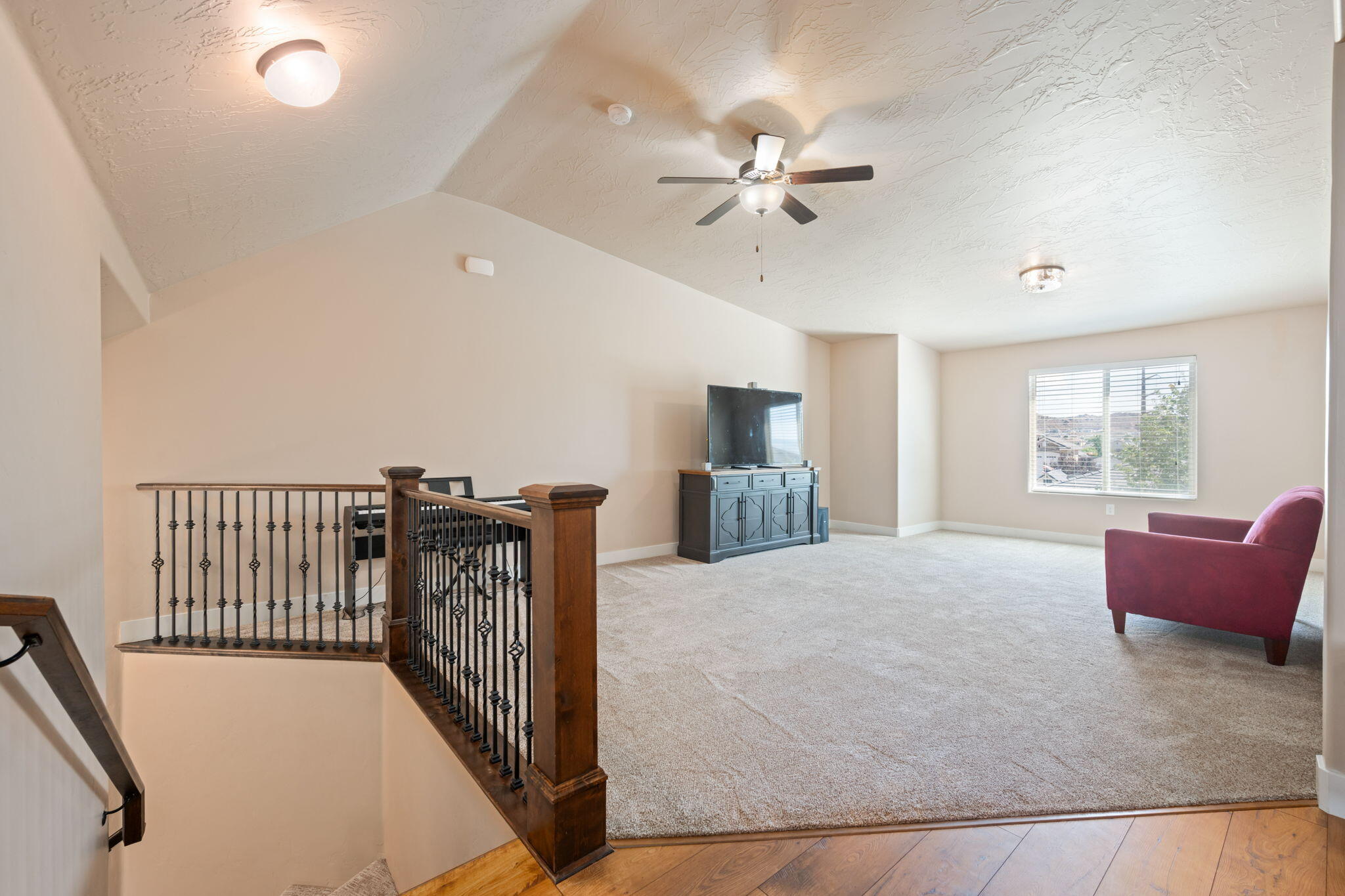 GENTRY LANE - Residential