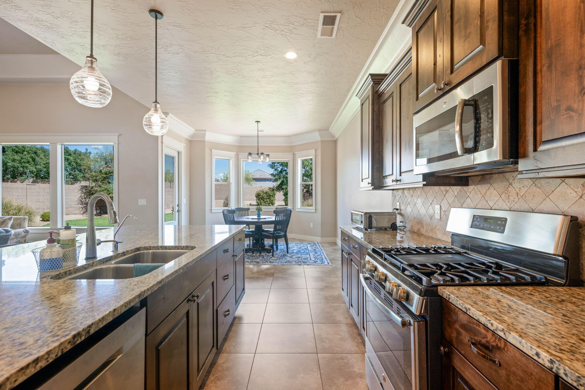 GENTRY LANE - Residential