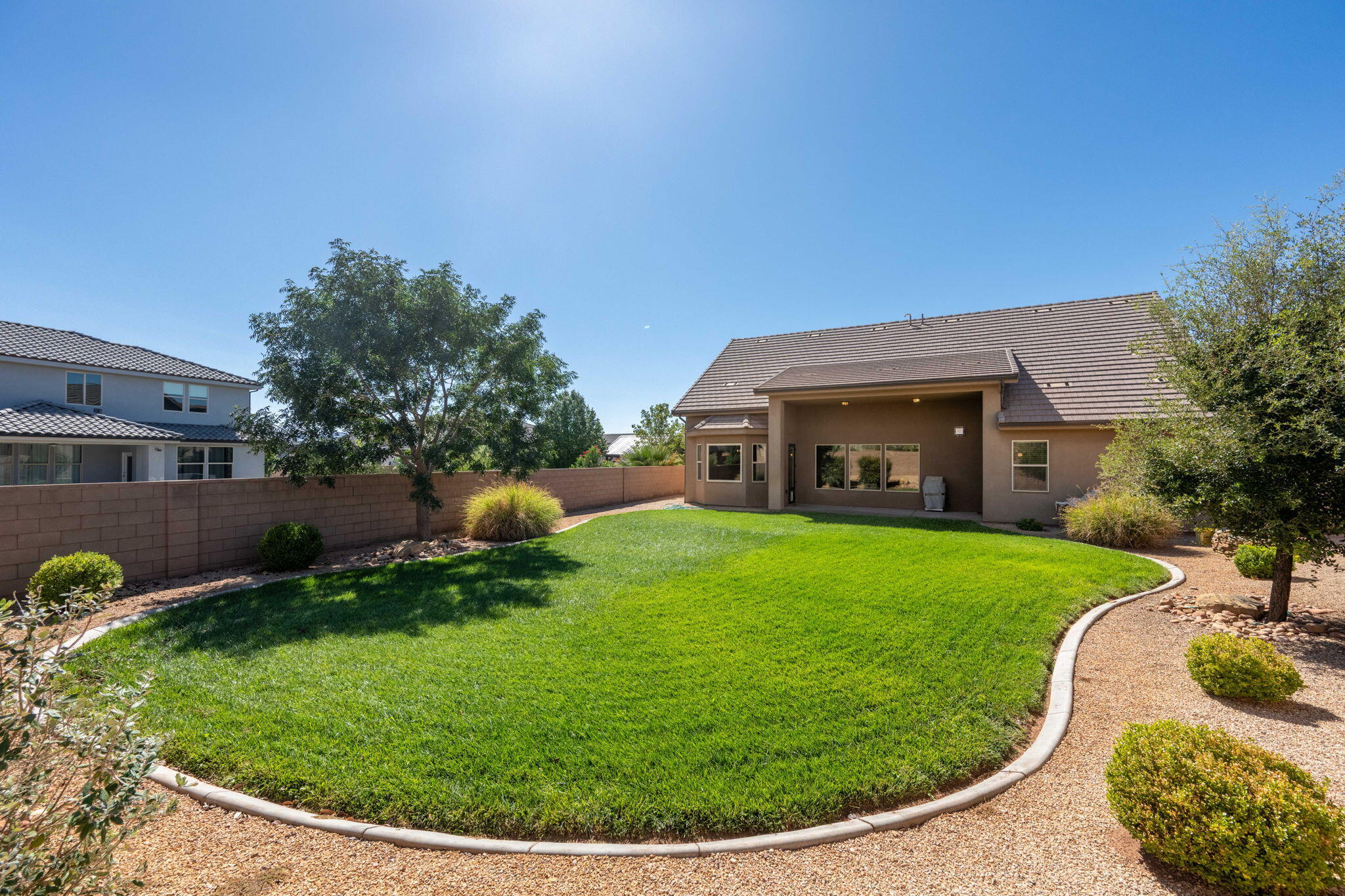 GENTRY LANE - Residential