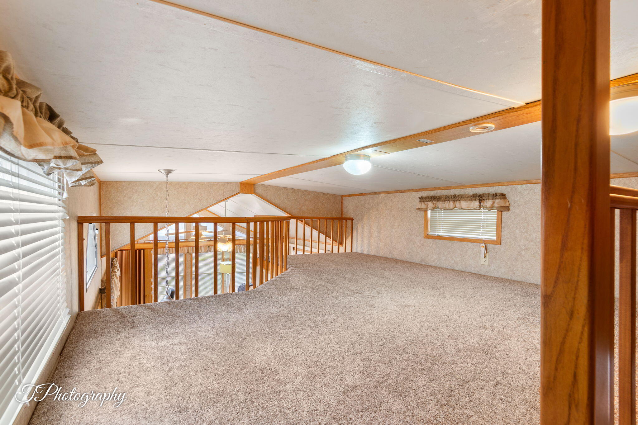 KINGS ROW ESTATES - Residential