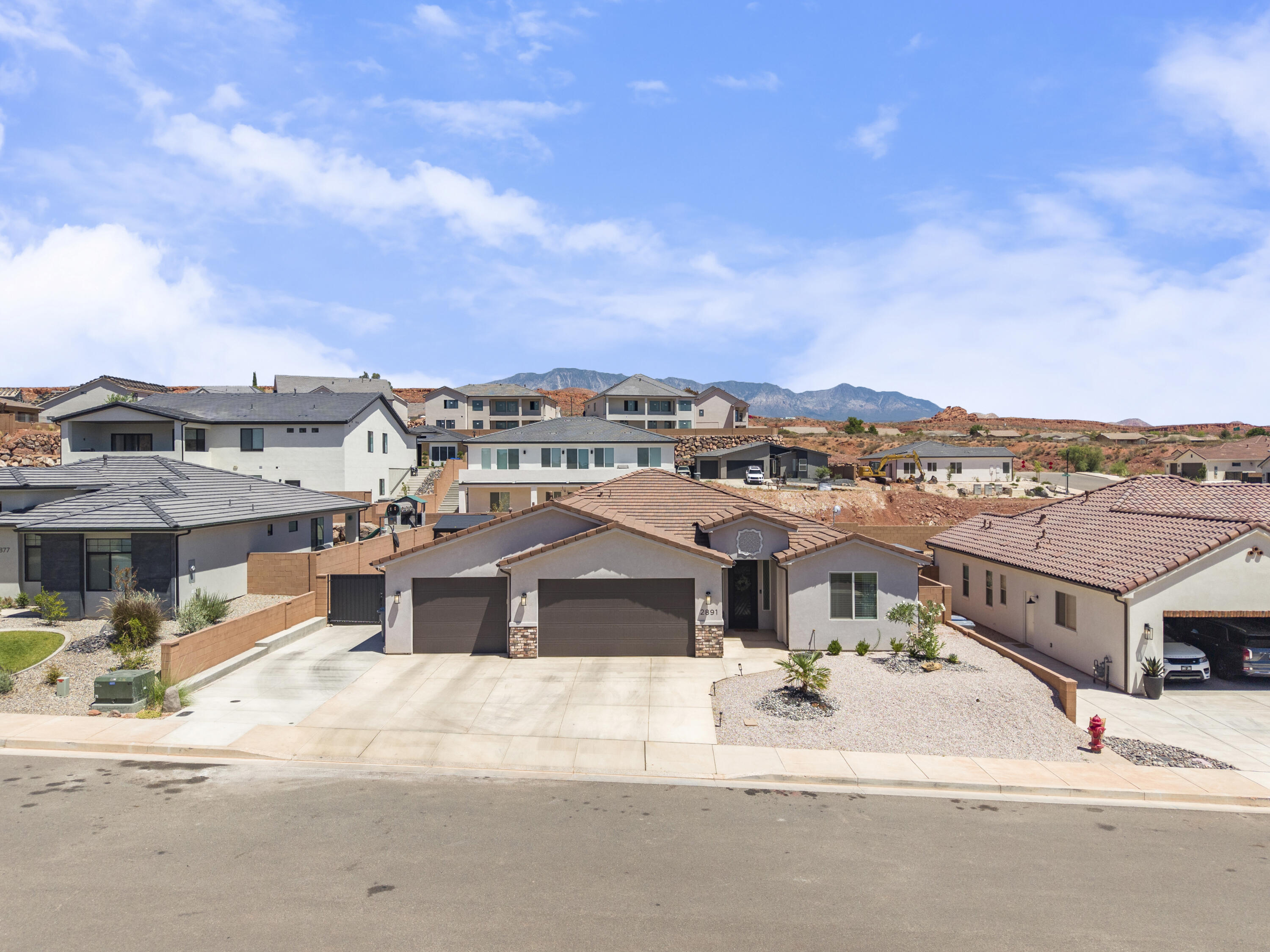 ESTATES AT BURKE SPRINGS - Residential