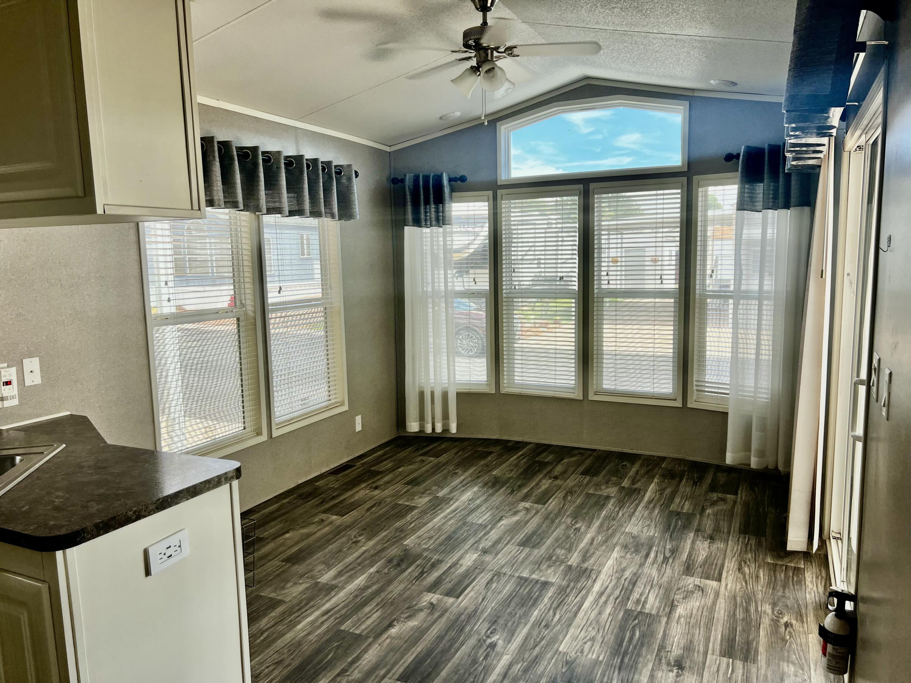 CHEROKEE SPRINGS RV PARK - Residential
