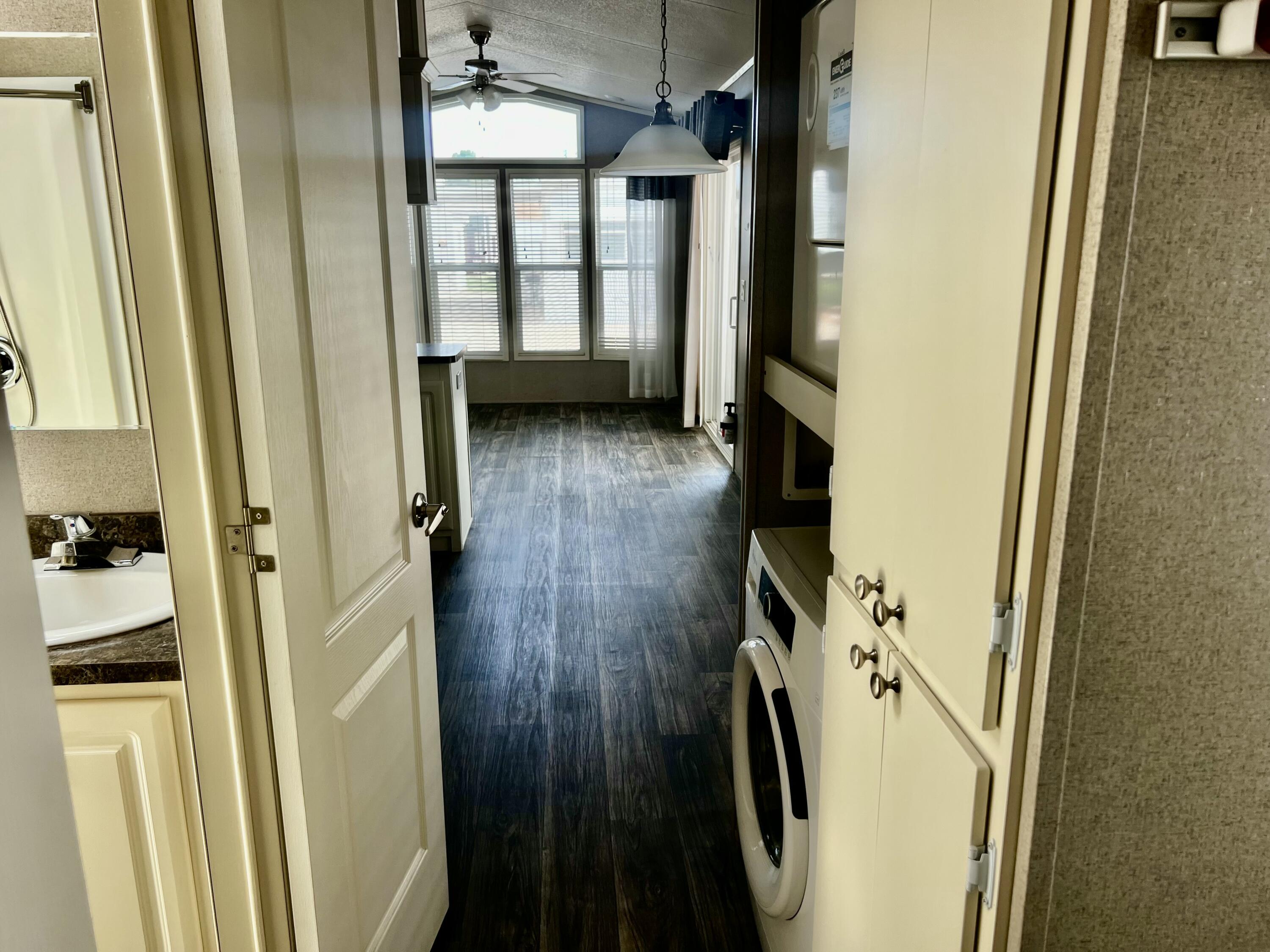 CHEROKEE SPRINGS RV PARK - Residential
