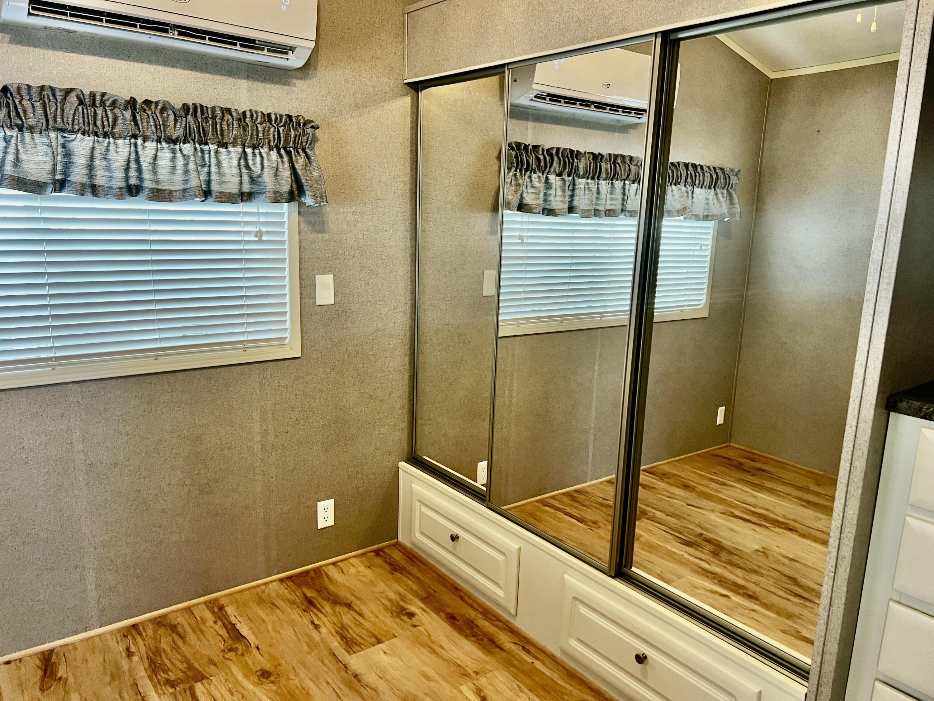 CHEROKEE SPRINGS RV PARK - Residential