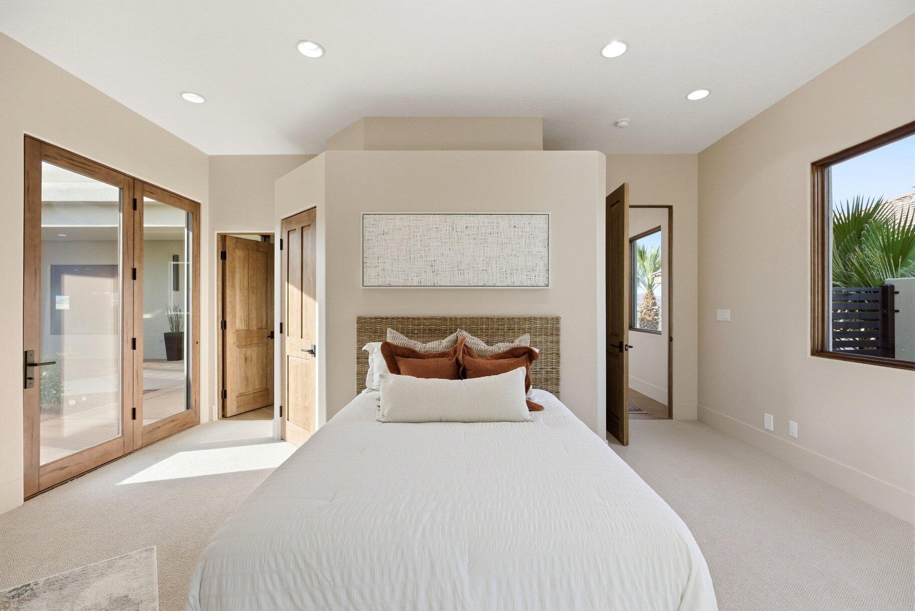 STONE CLIFF - Residential