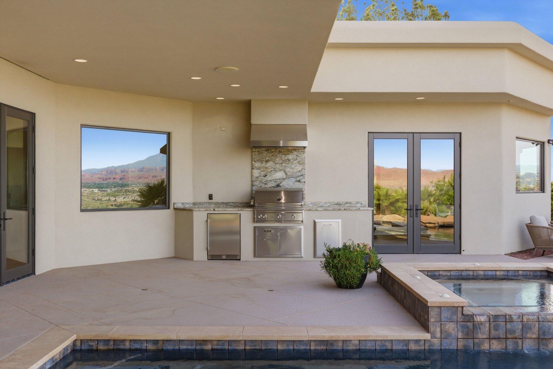 STONE CLIFF - Residential