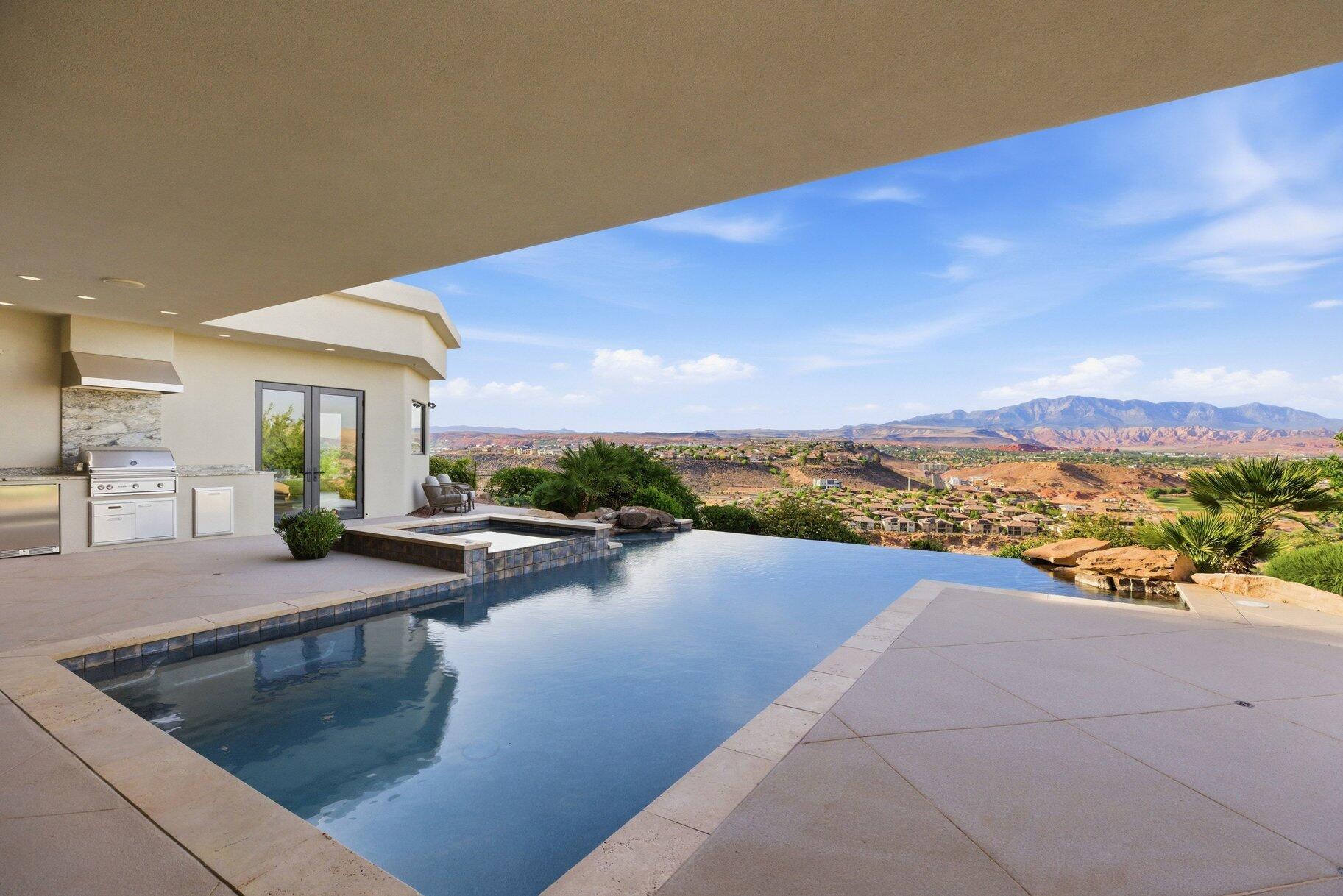 STONE CLIFF - Residential