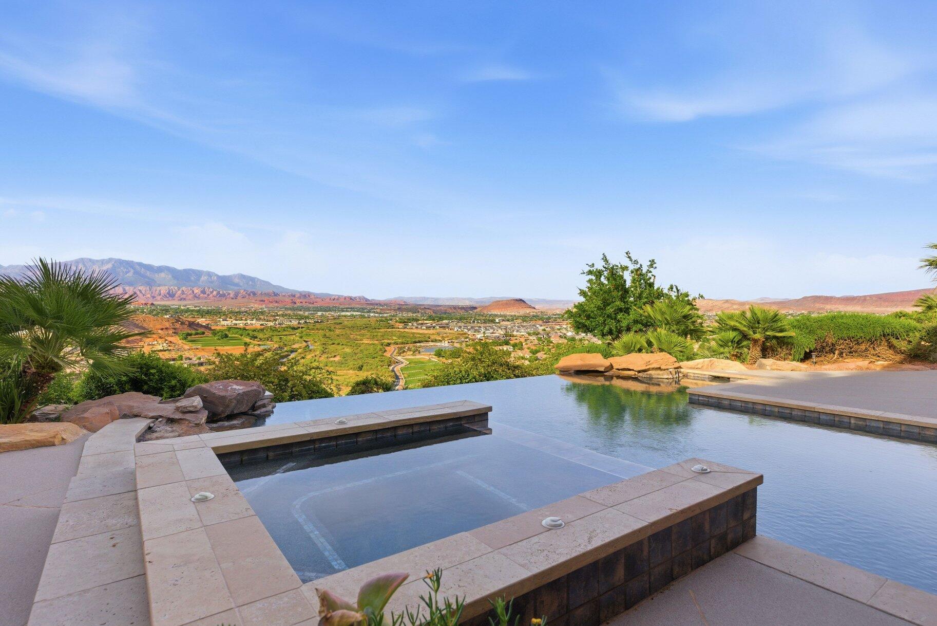 STONE CLIFF - Residential