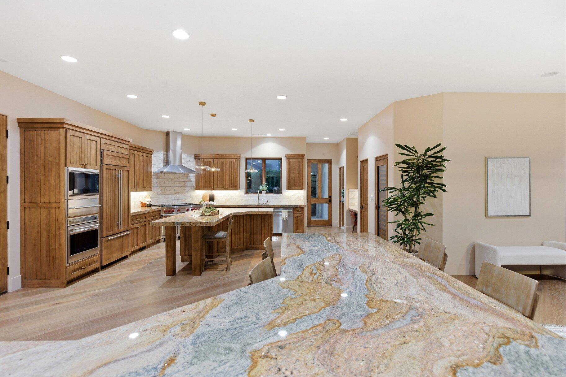 STONE CLIFF - Residential