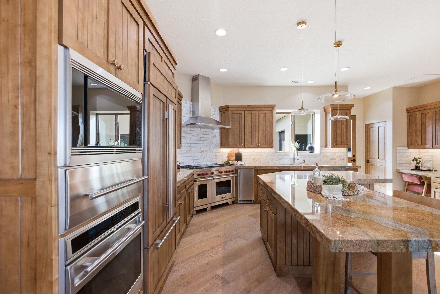 STONE CLIFF - Residential