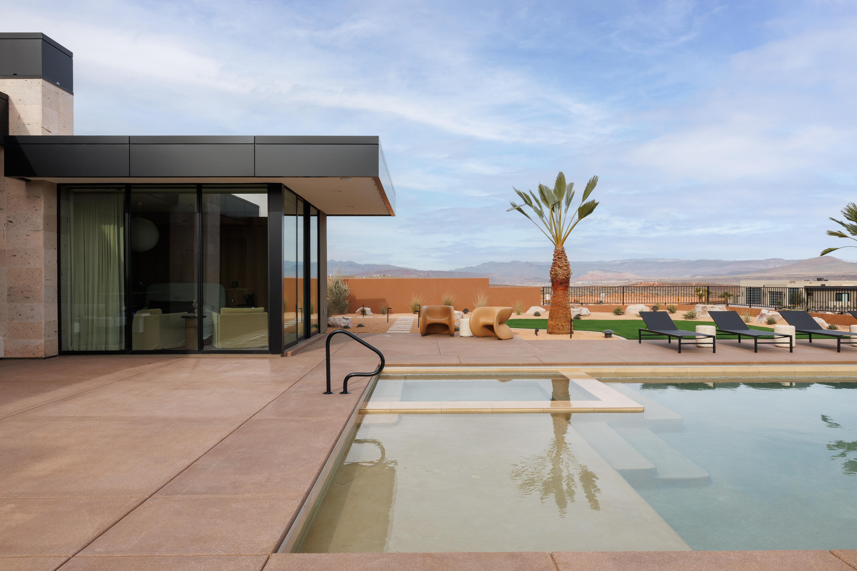 ESTATES AT SAND HOLLOW - Residential