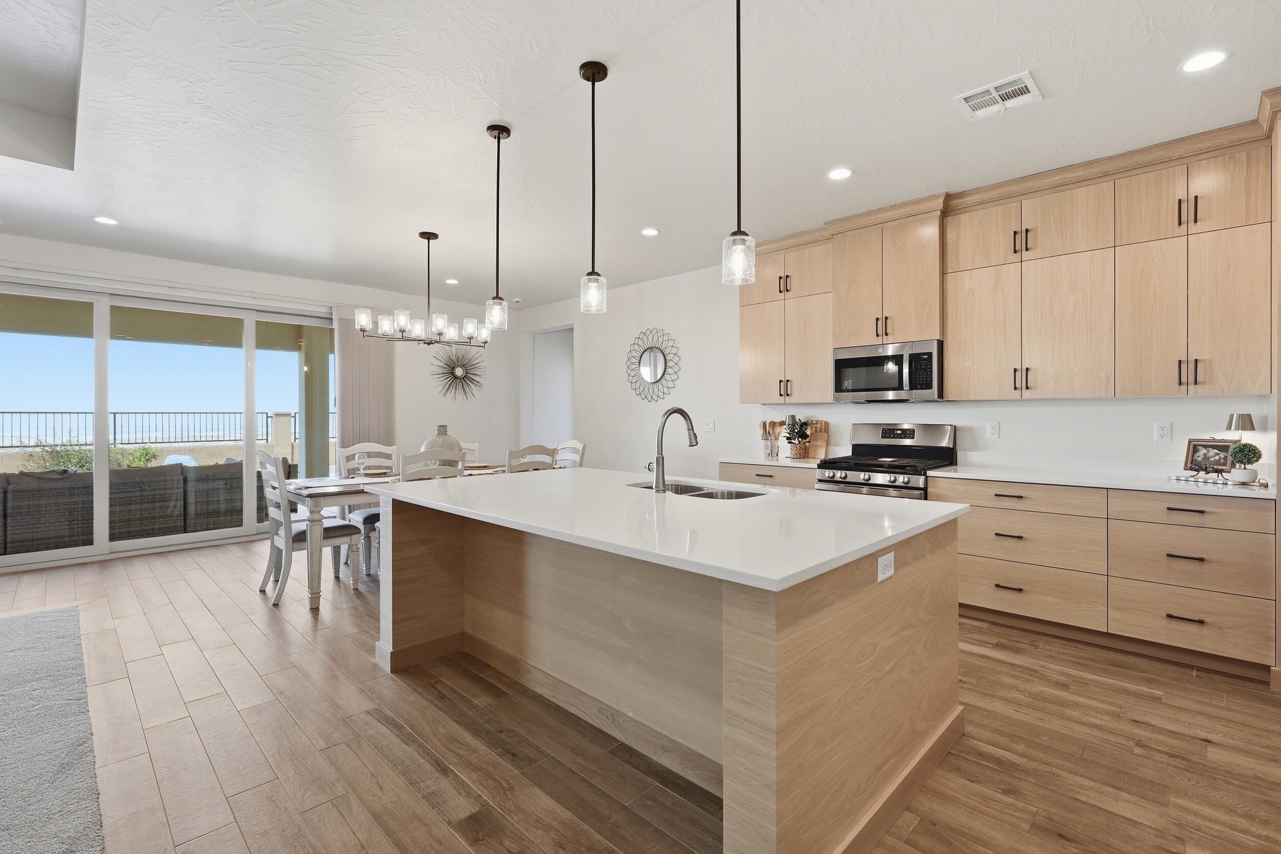 SOLIS AT CORAL CANYON - Residential