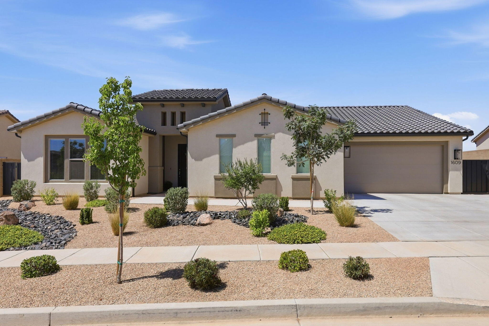 SOLIS AT CORAL CANYON - Residential
