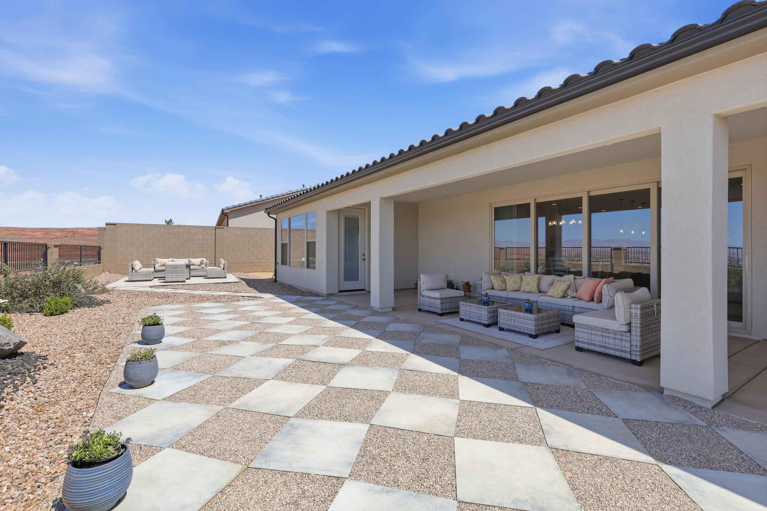 SOLIS AT CORAL CANYON - Residential