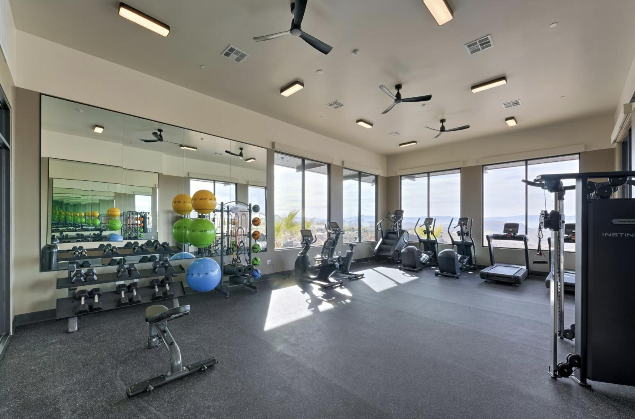 SOLIS AT CORAL CANYON - Residential