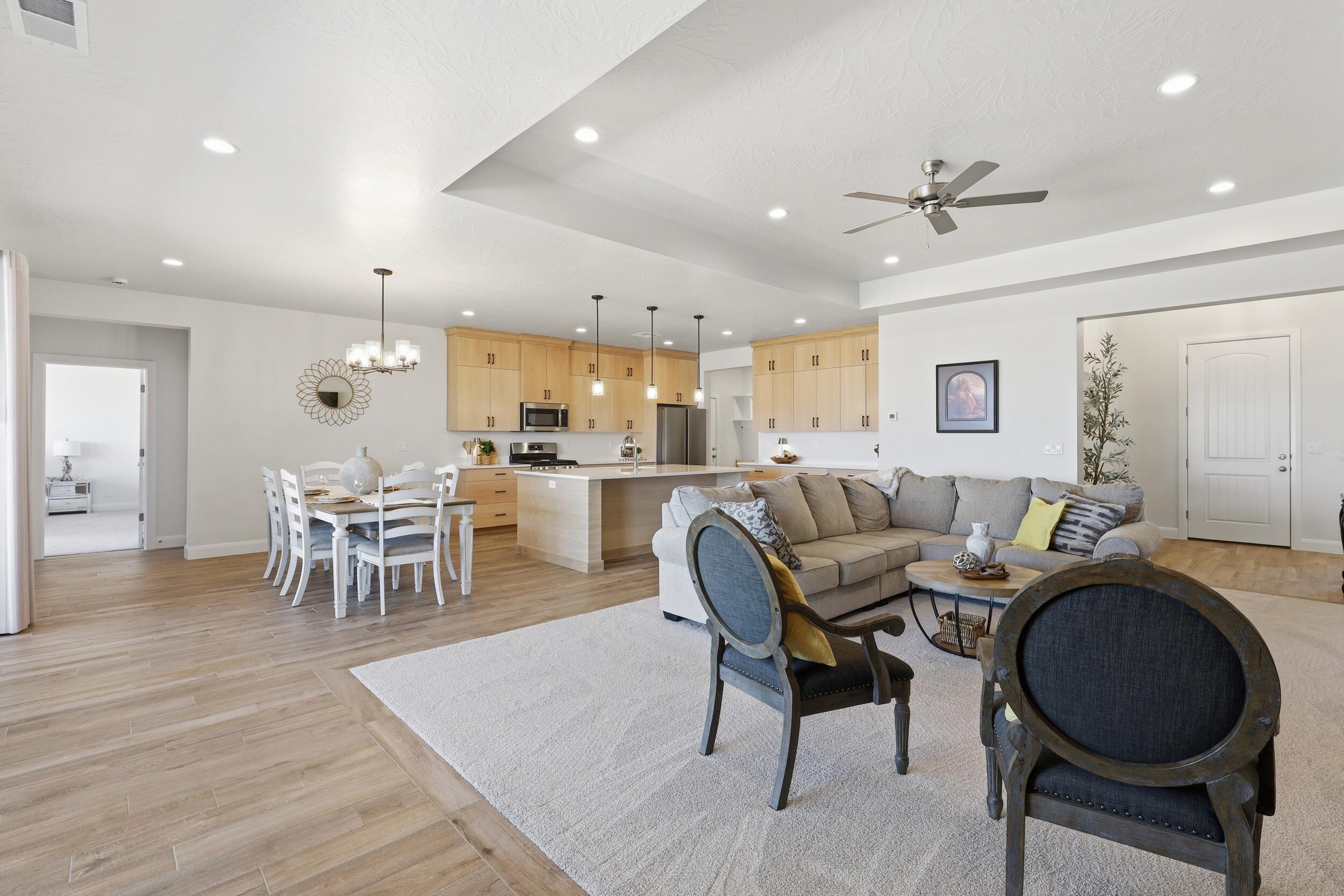 SOLIS AT CORAL CANYON - Residential