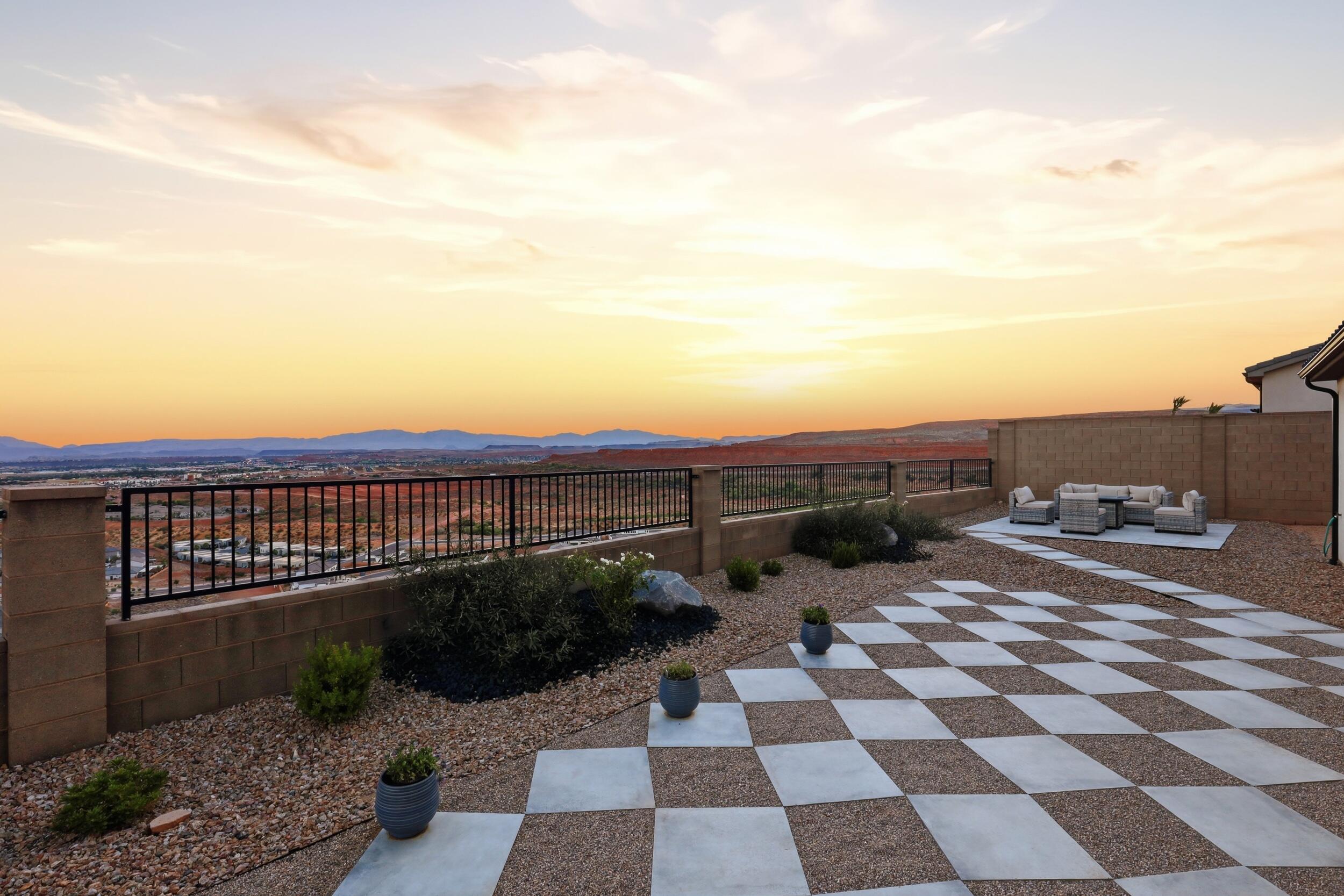 SOLIS AT CORAL CANYON - Residential