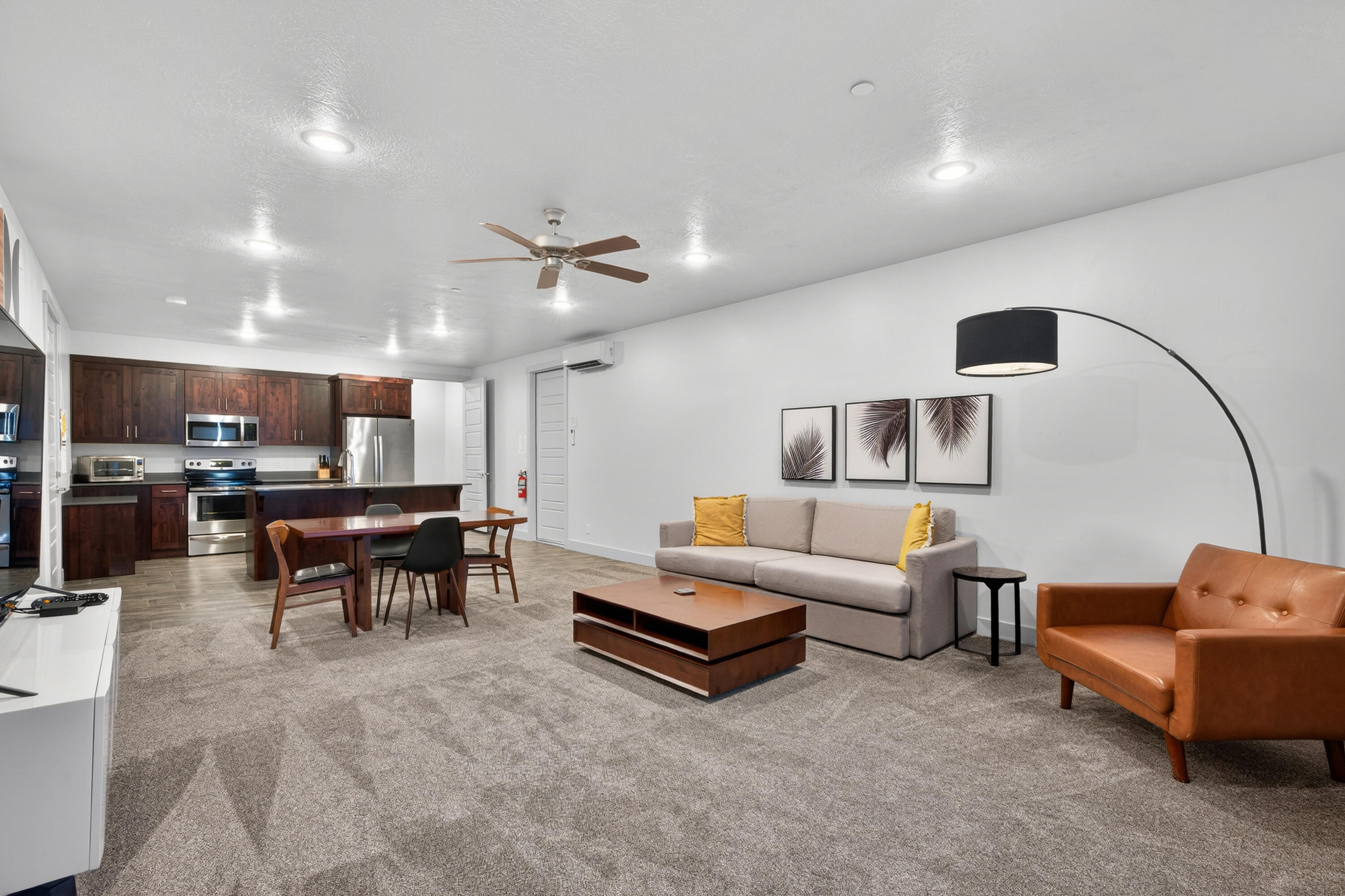 VILLAS AT SAND HOLLOW - Residential
