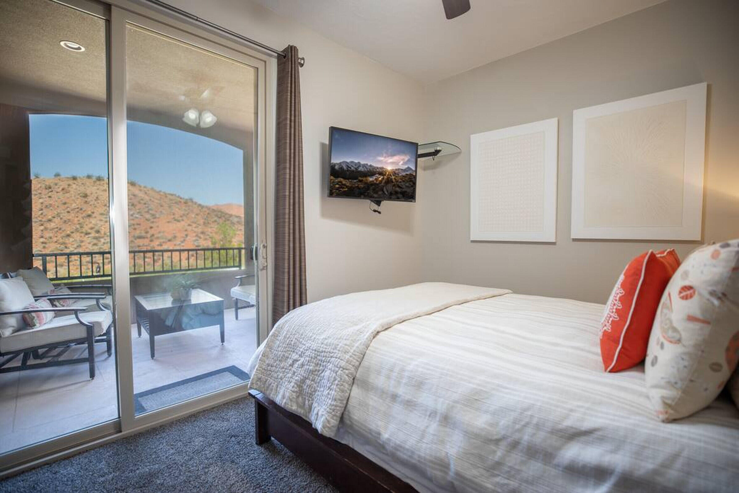 CORAL RIDGE TOWNHOMES - Residential