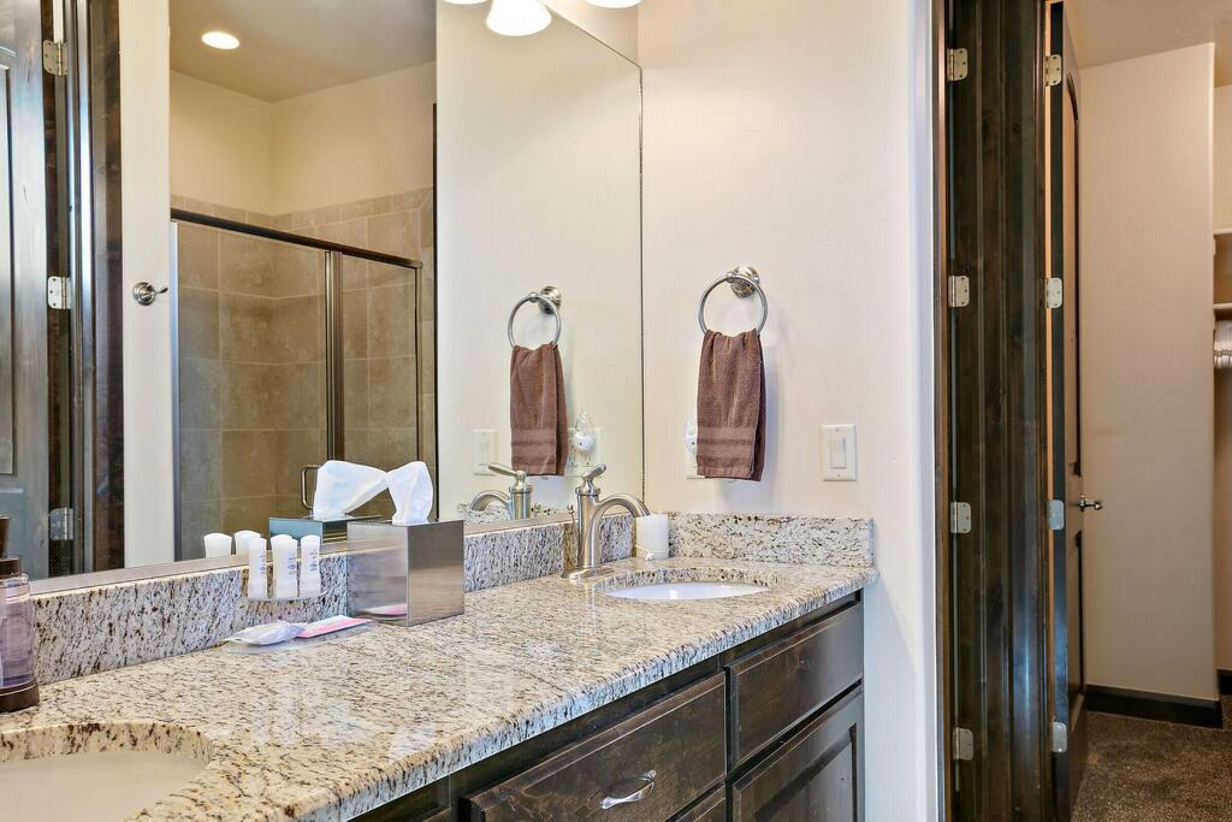 CORAL RIDGE TOWNHOMES - Residential