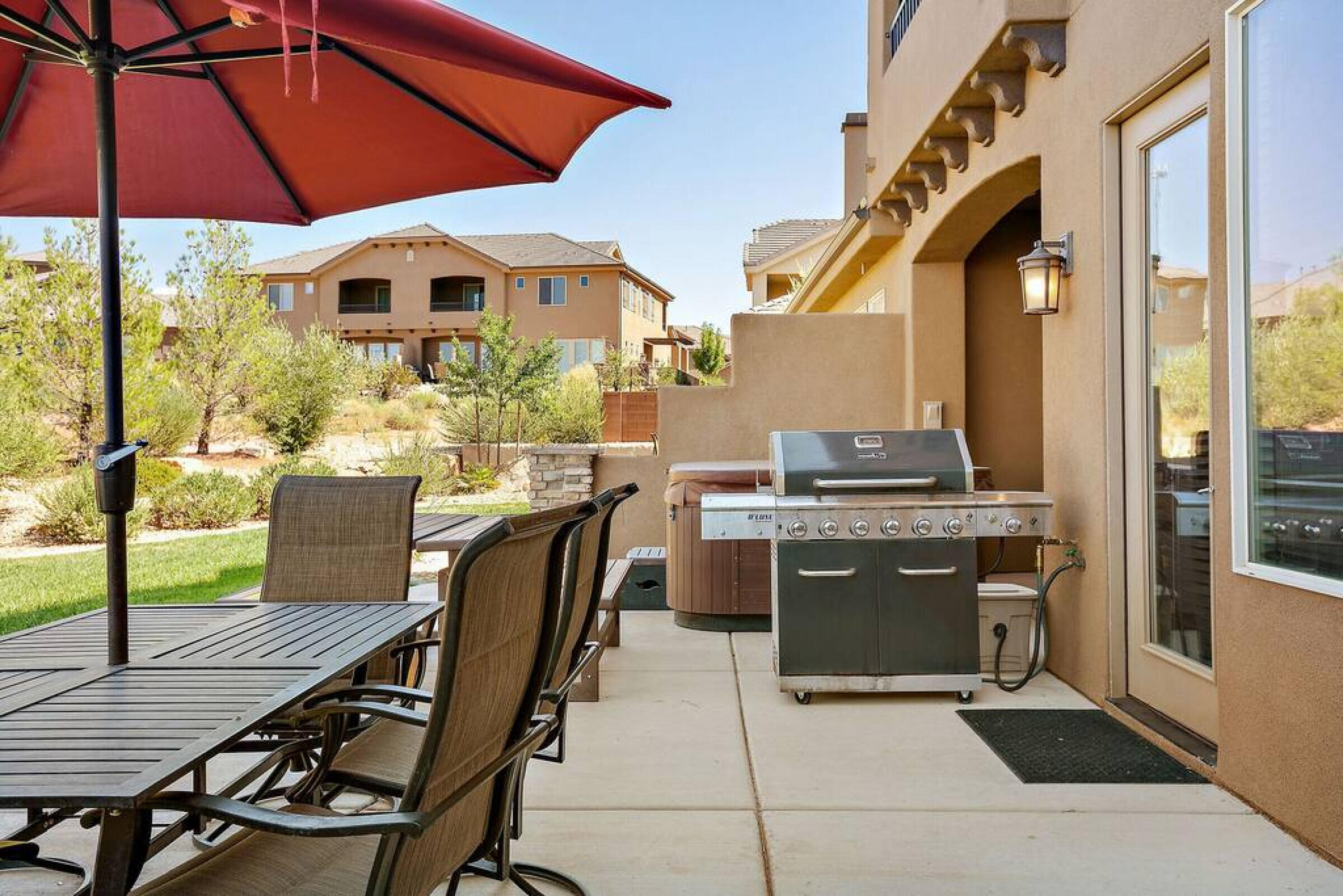 CORAL RIDGE TOWNHOMES - Residential