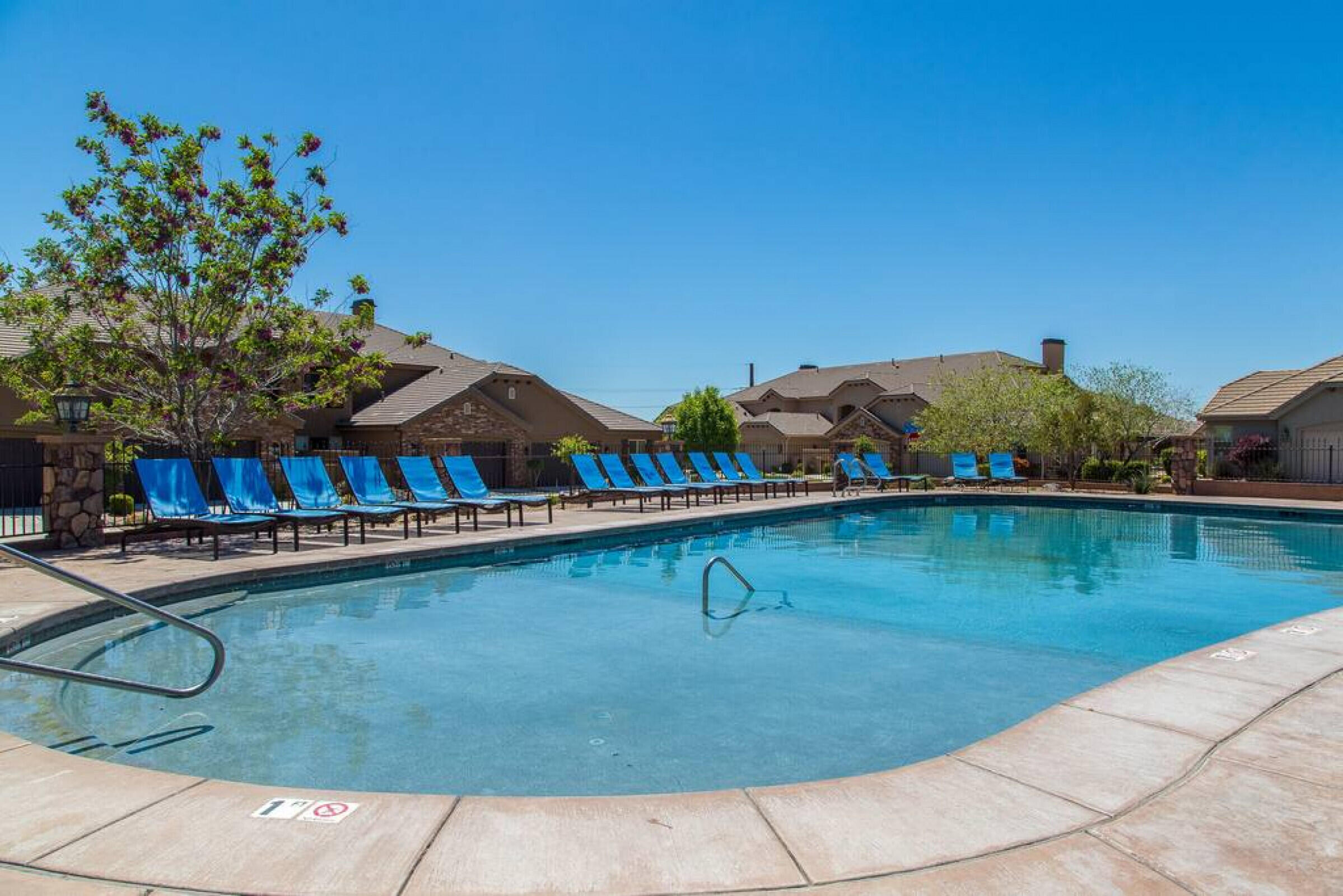 CORAL RIDGE TOWNHOMES - Residential