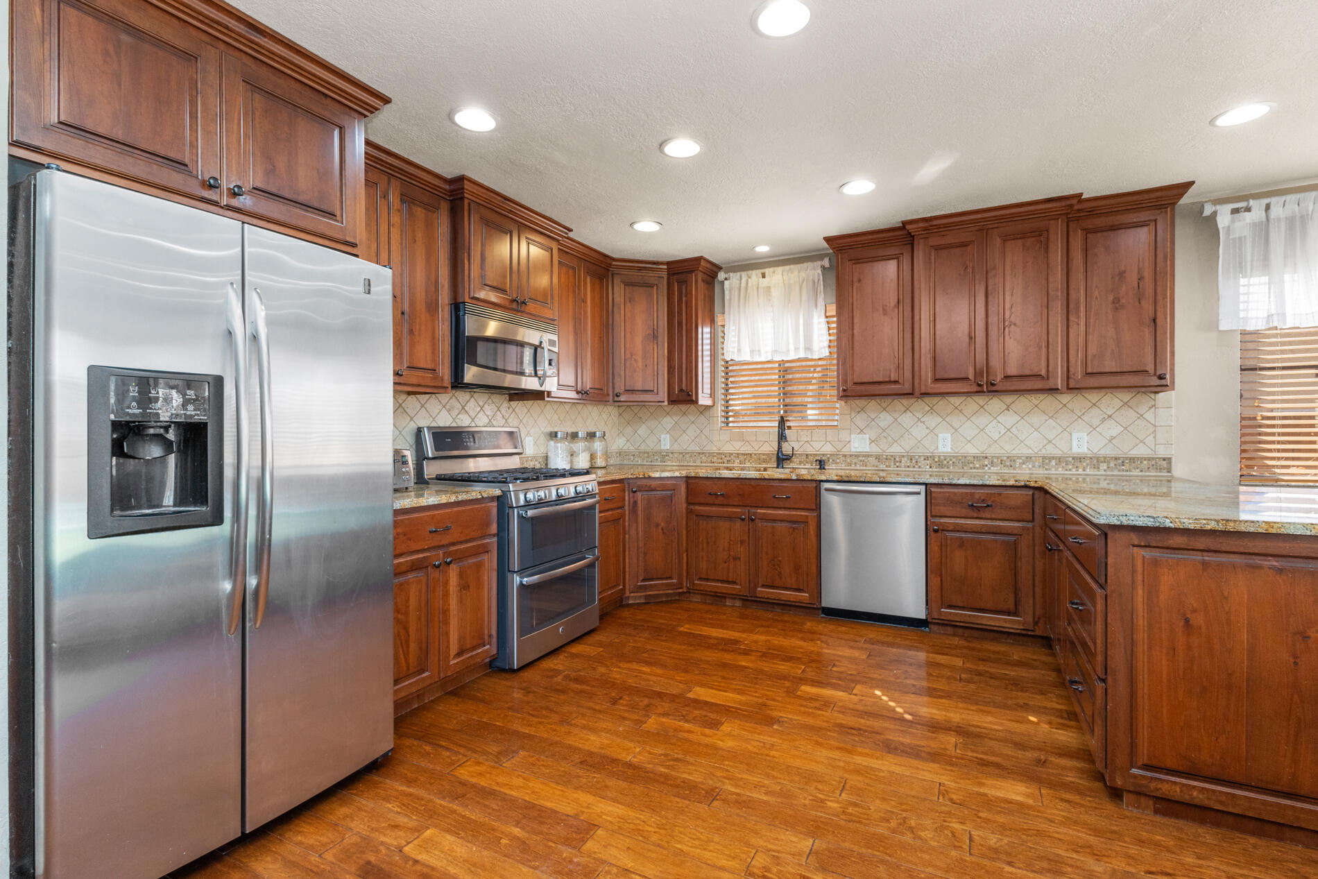 MORNINGSIDE PARK - Residential