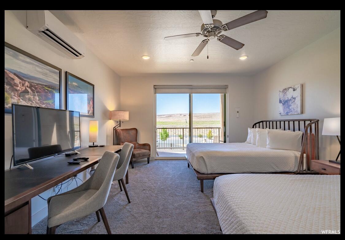 VILLAS AT SAND HOLLOW - Residential