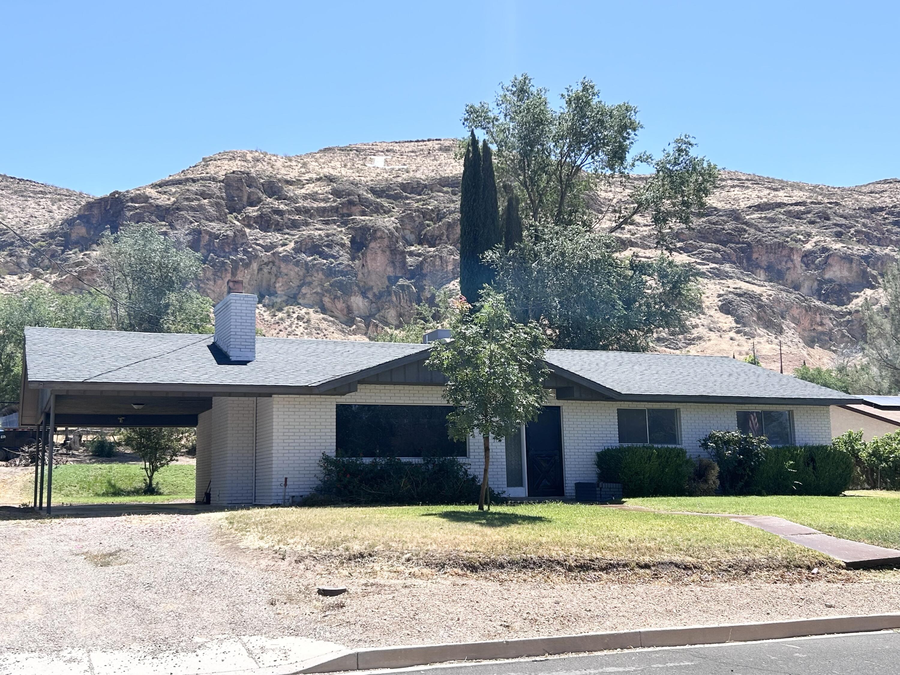 Seller paid $7500 BUYER CREDIT FOR RATE BUYDOWN with a full price offer. You wont believe the views as well as the amount of room on this property. Amazing updated 3 bedroom home featuring new Kitchen, New flooring throughout home as well as fresh paint inside and out. Come see this home today and see the property that is waiting for you.Owner/Agent