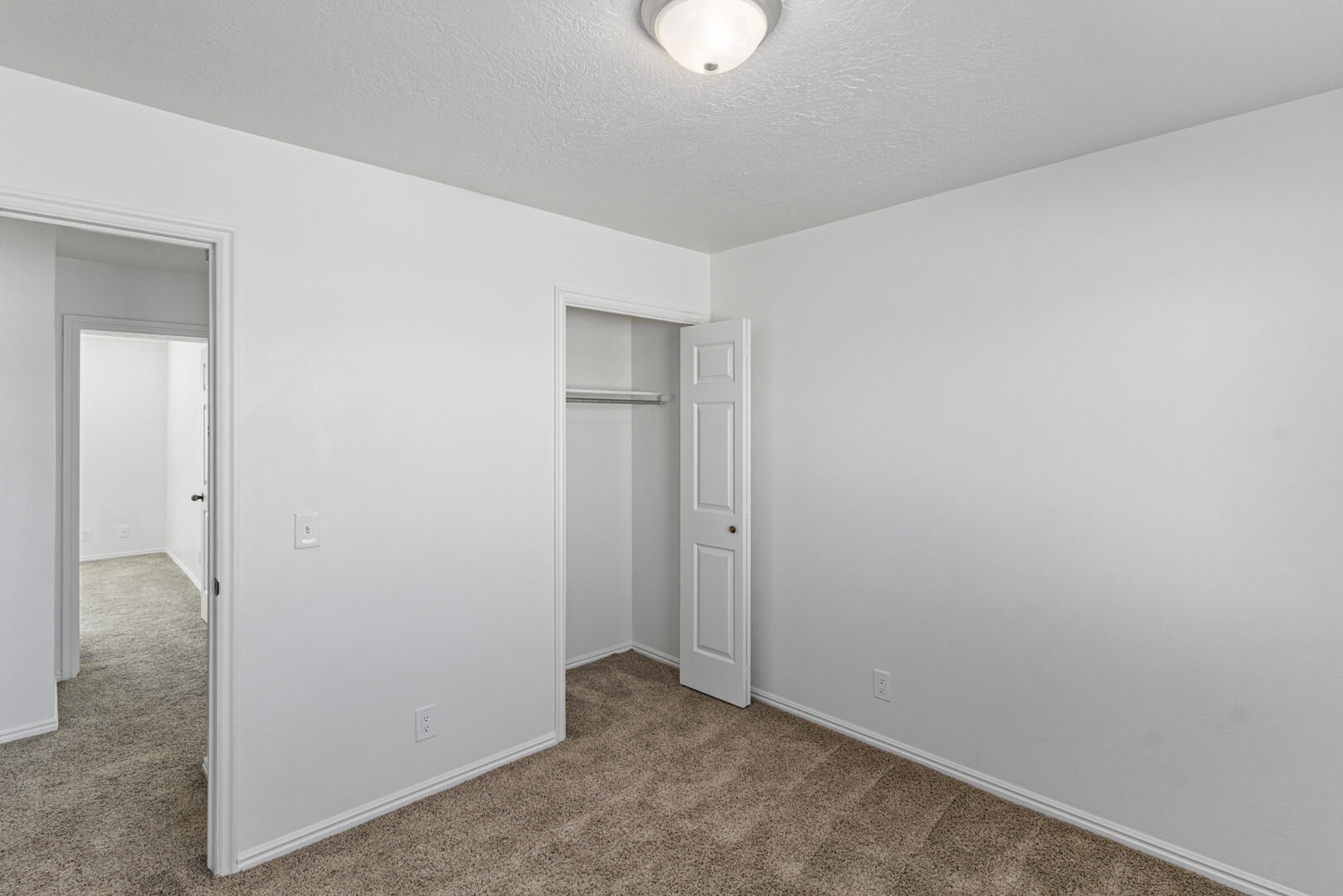 SPANISH PALMS TOWNHOMES - Residential