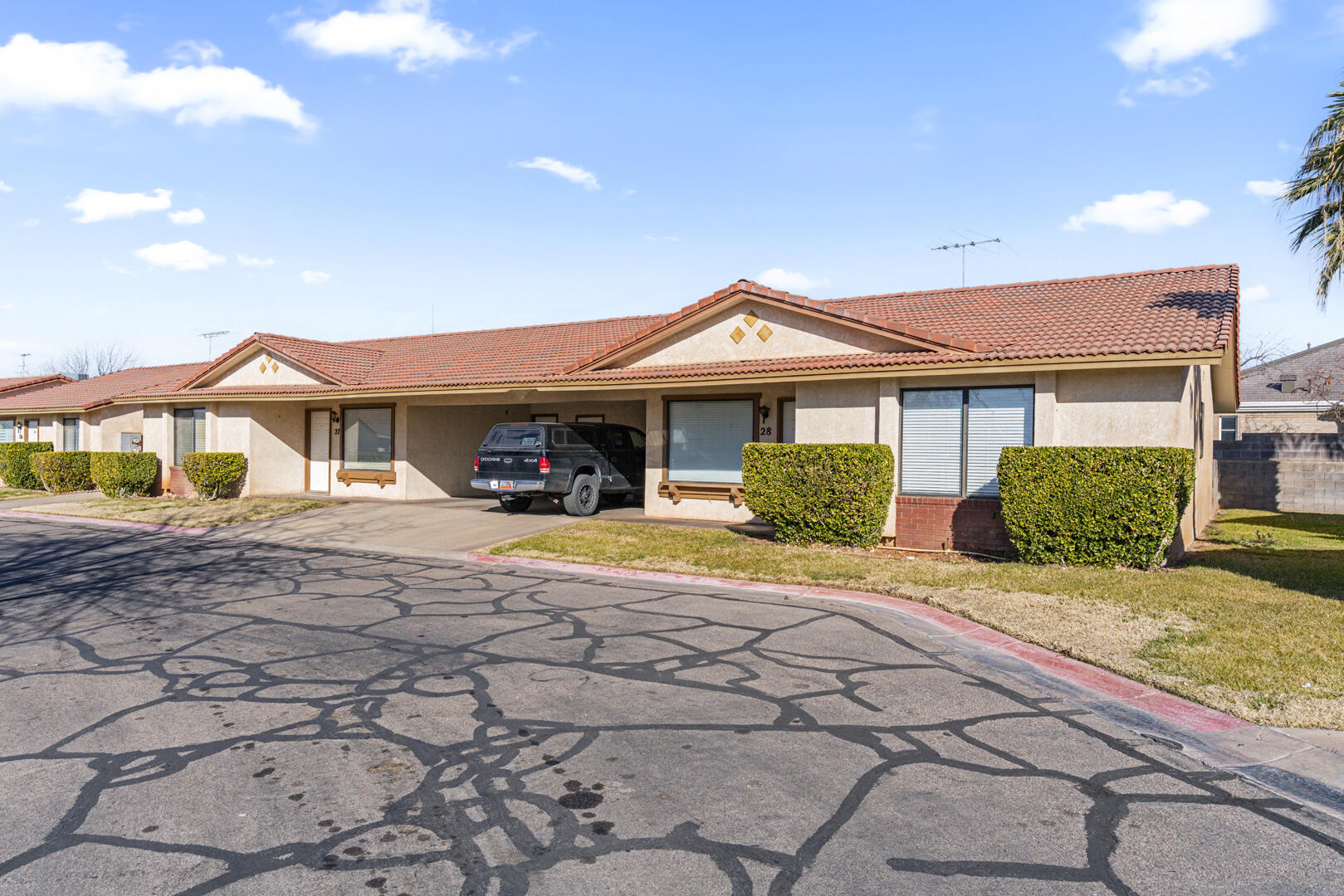 SPANISH PALMS TOWNHOMES - Residential