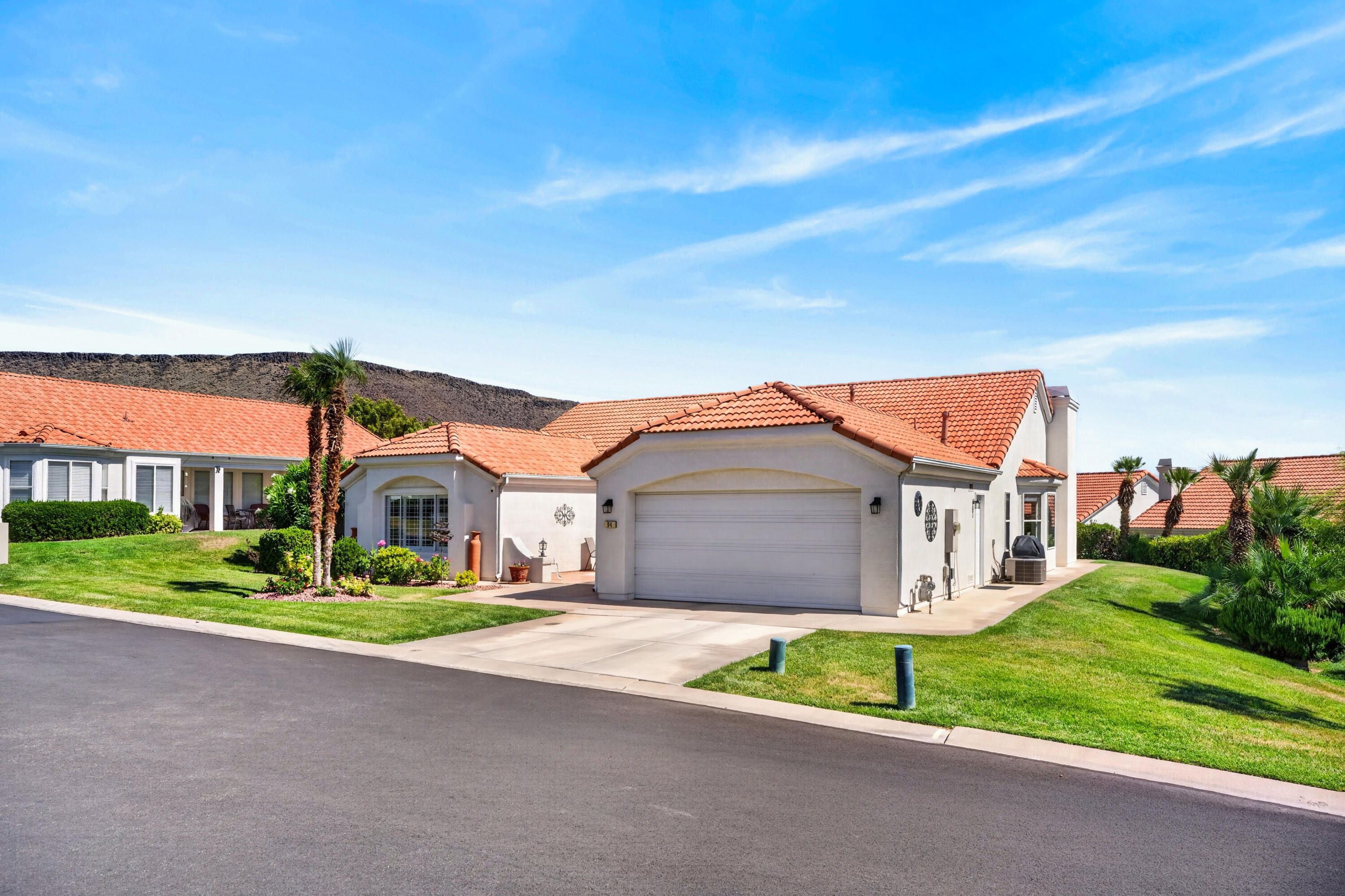 VISTA DEL SOL TOWNHOMES - Residential