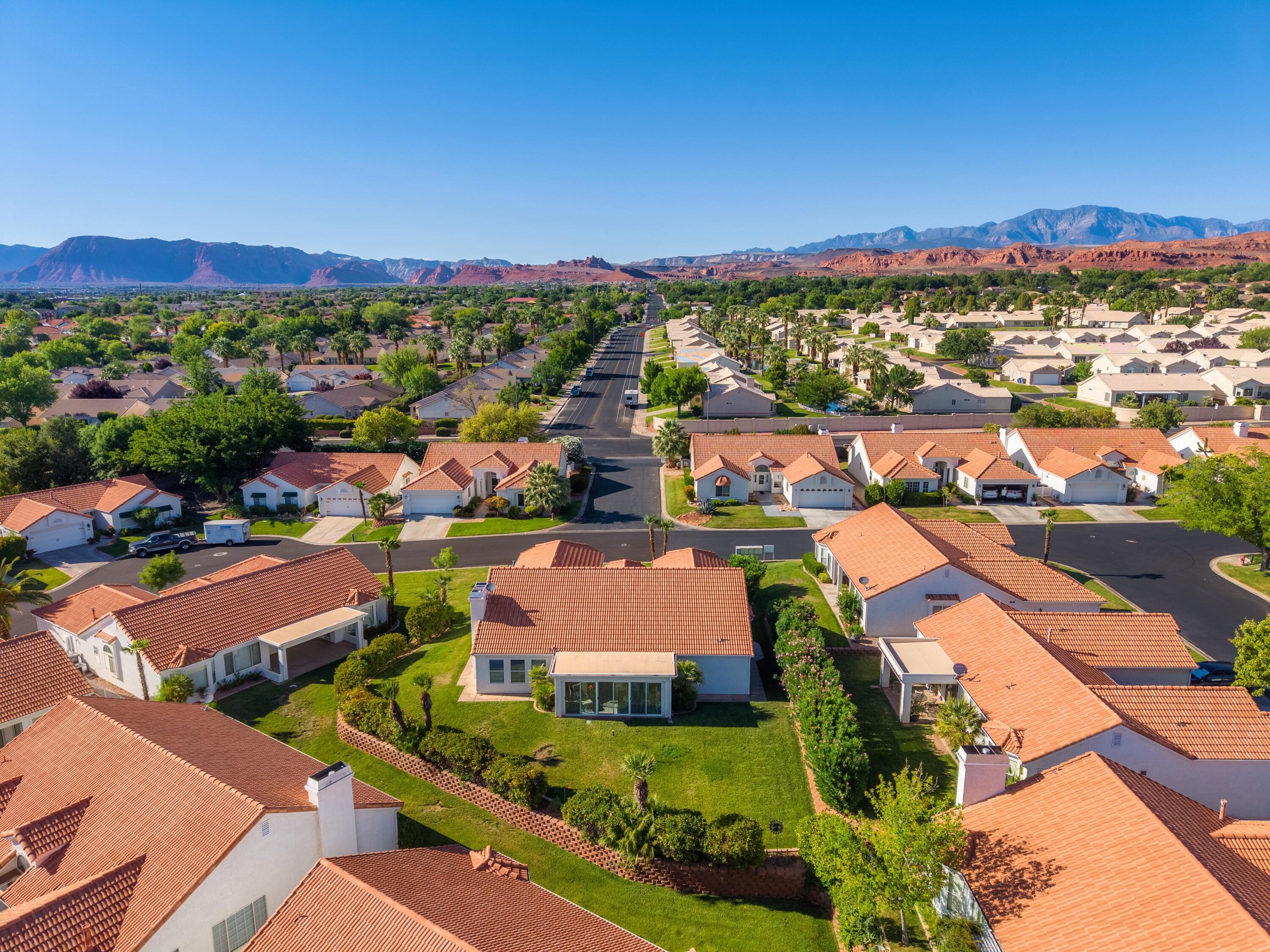 VISTA DEL SOL TOWNHOMES - Residential
