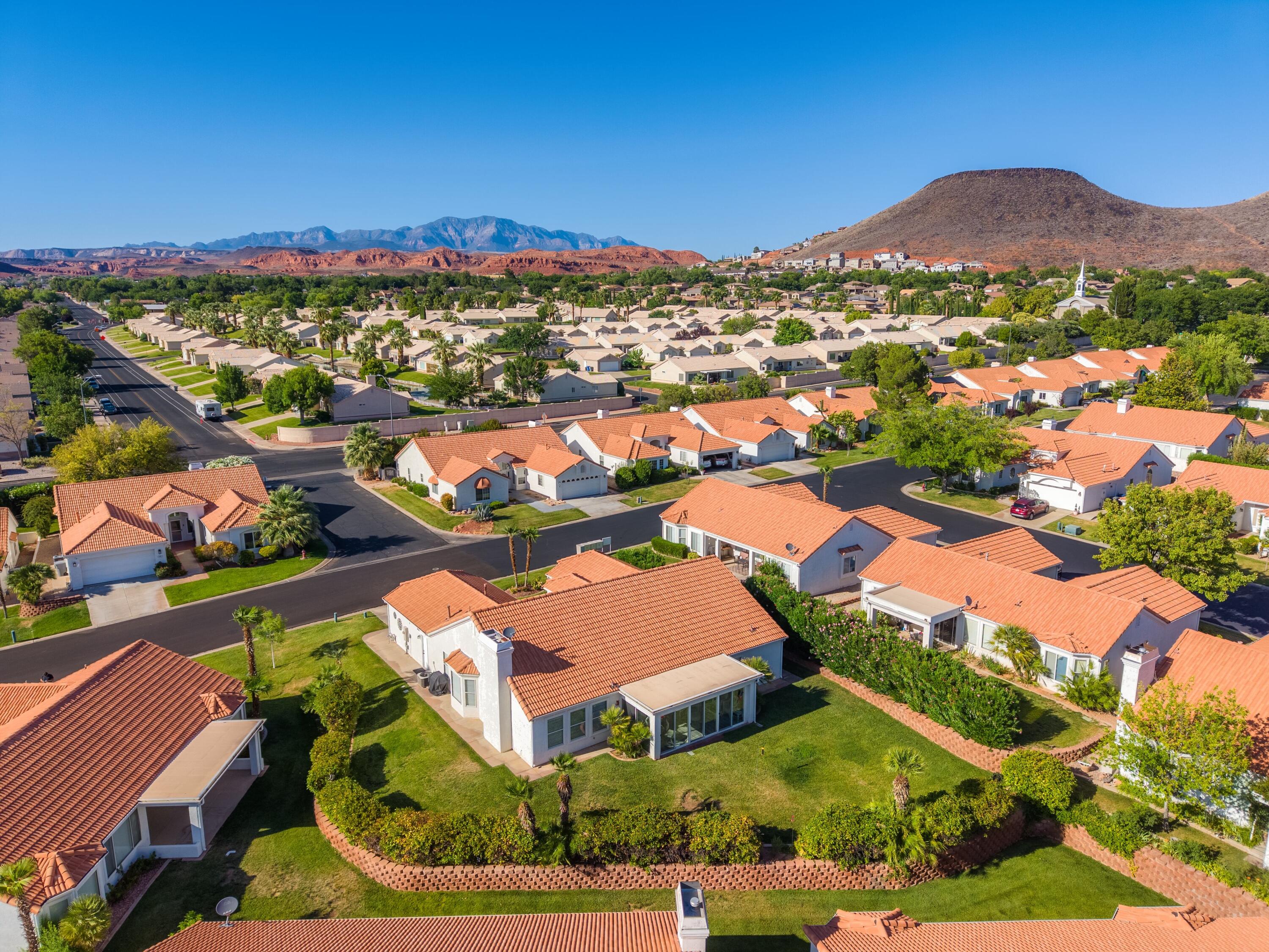 VISTA DEL SOL TOWNHOMES - Residential
