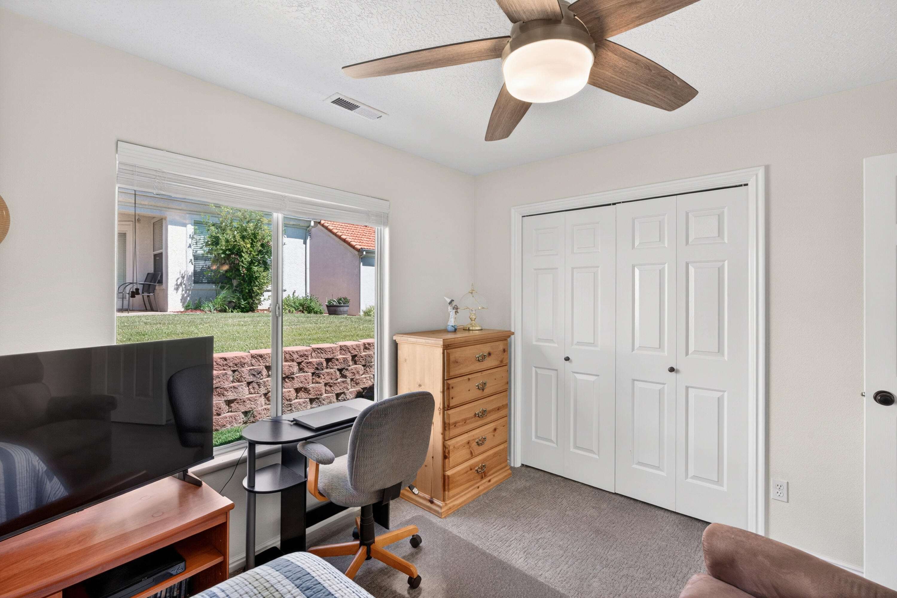VISTA DEL SOL TOWNHOMES - Residential
