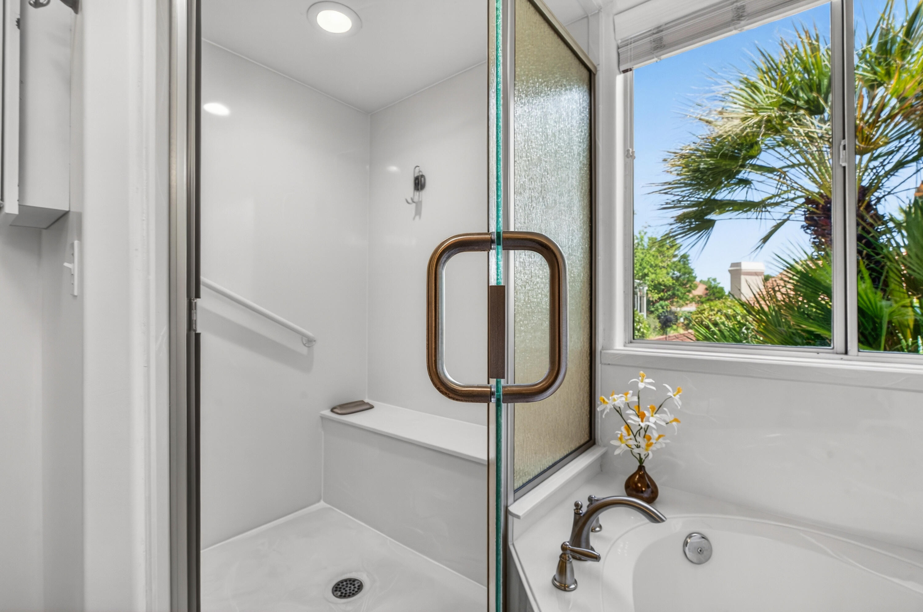 VISTA DEL SOL TOWNHOMES - Residential