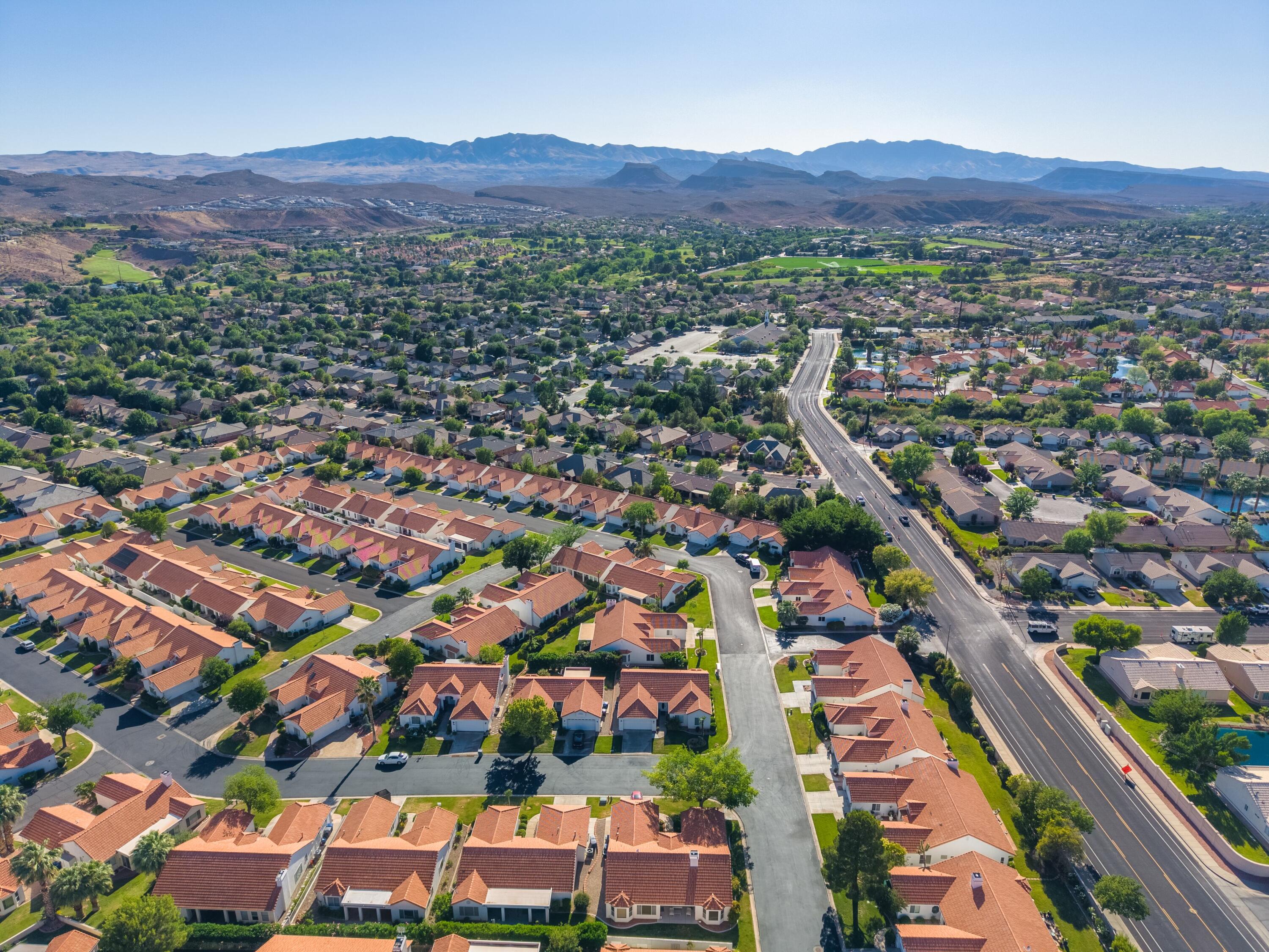 VISTA DEL SOL TOWNHOMES - Residential